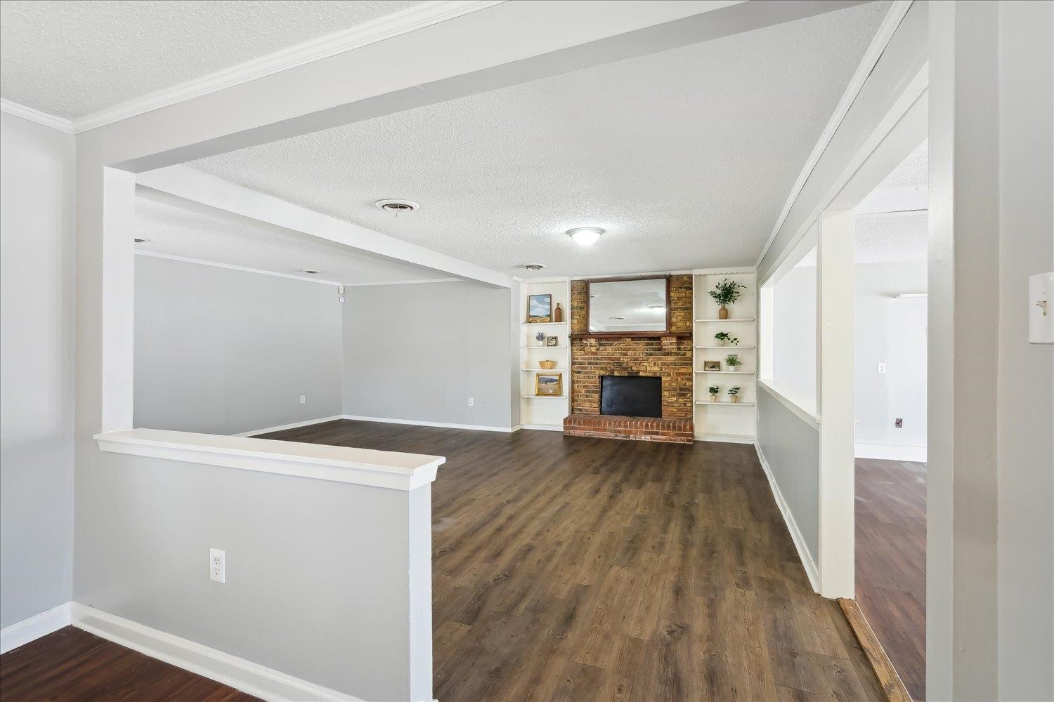 4325 WILLOW PARK CV