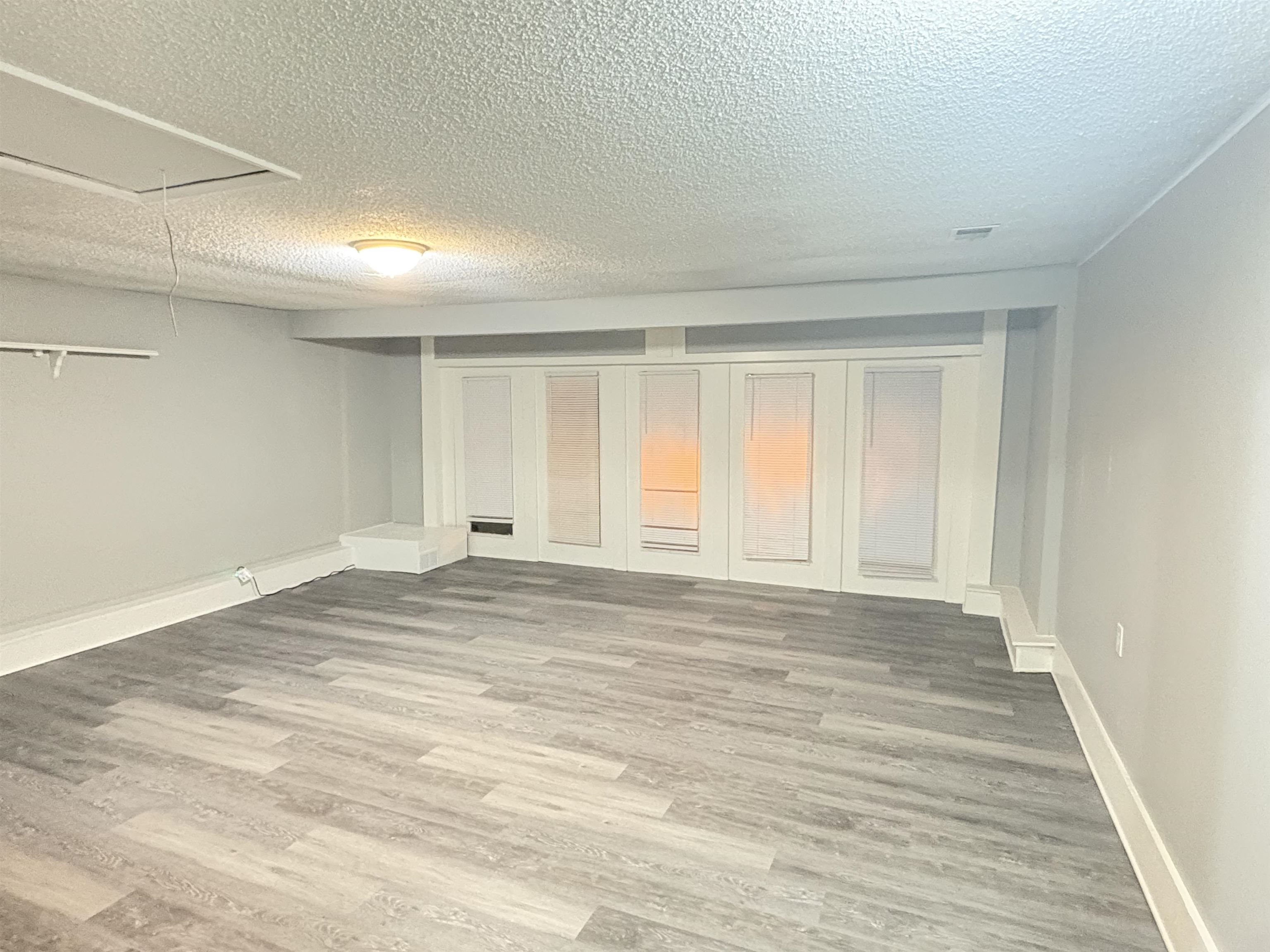 4325 WILLOW PARK CV