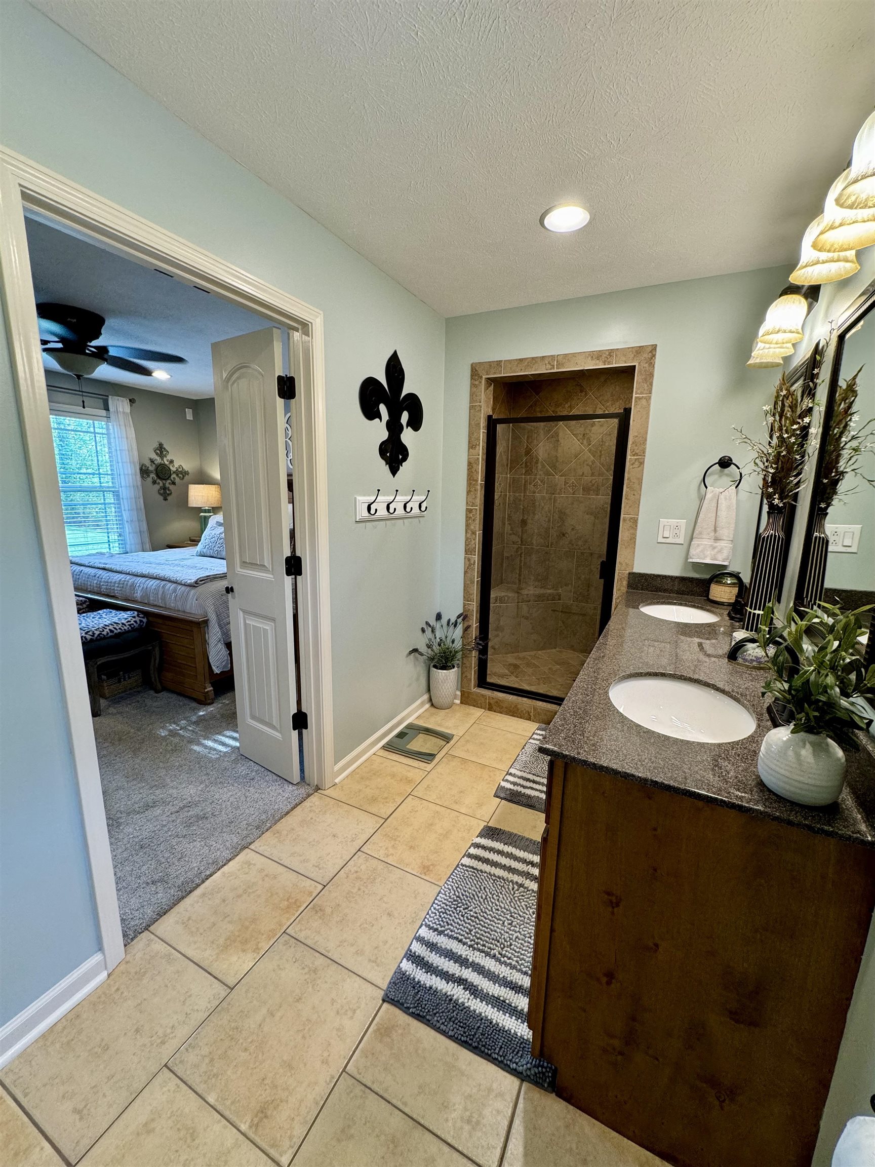 40 FOXTROT RD