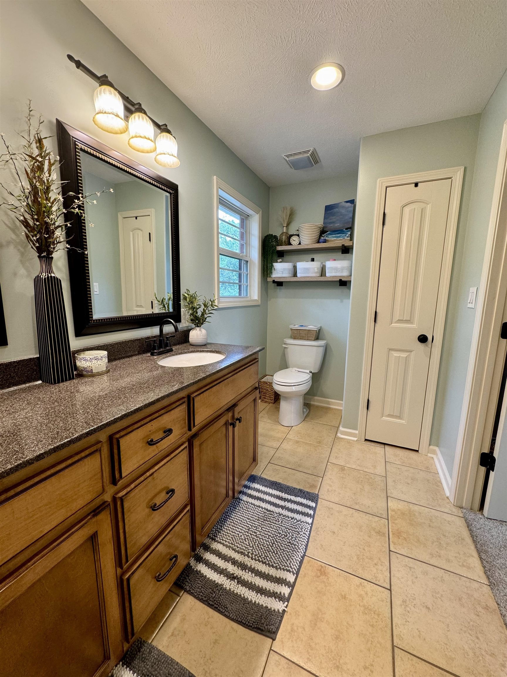 40 FOXTROT RD