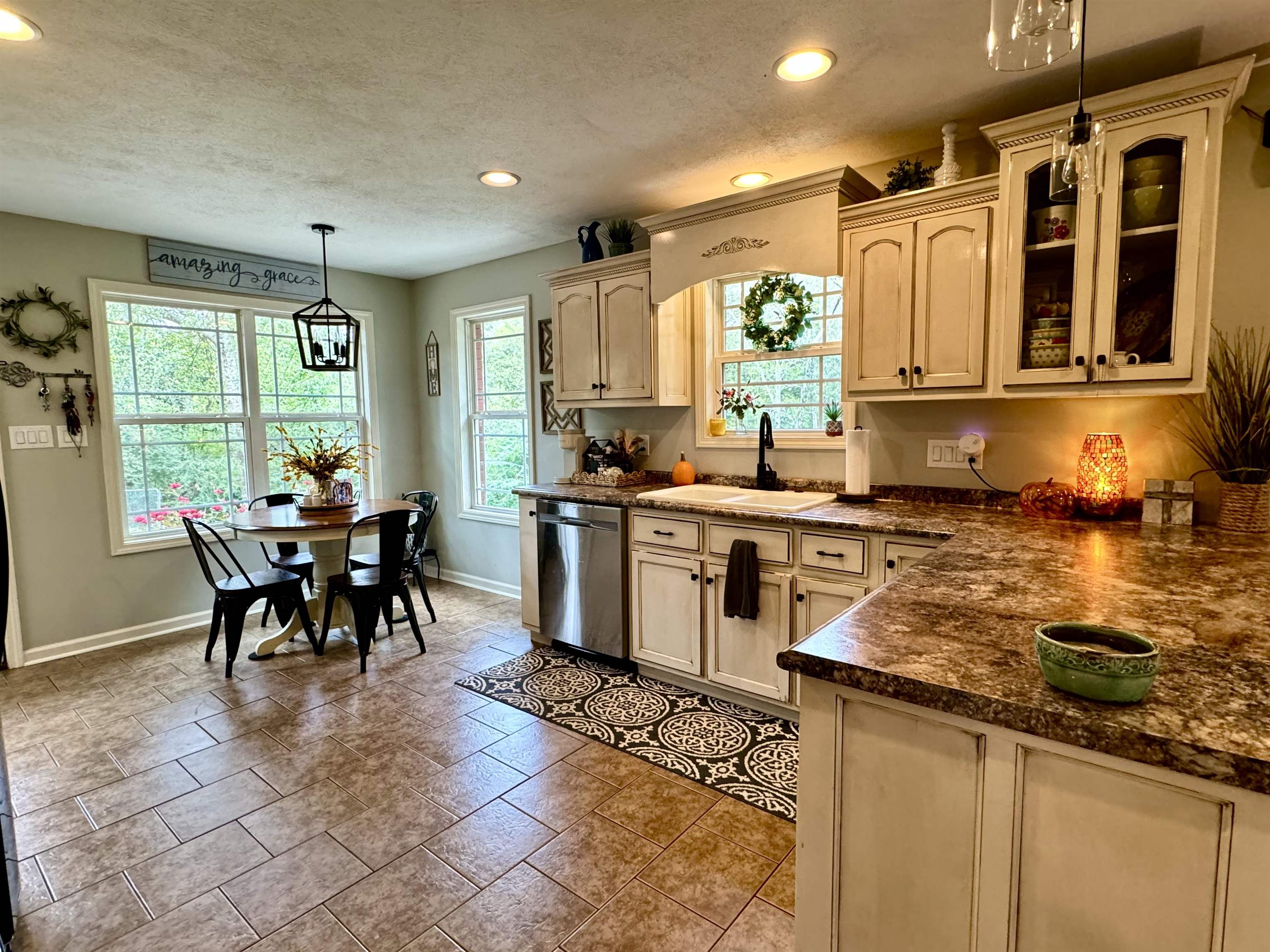 40 FOXTROT RD