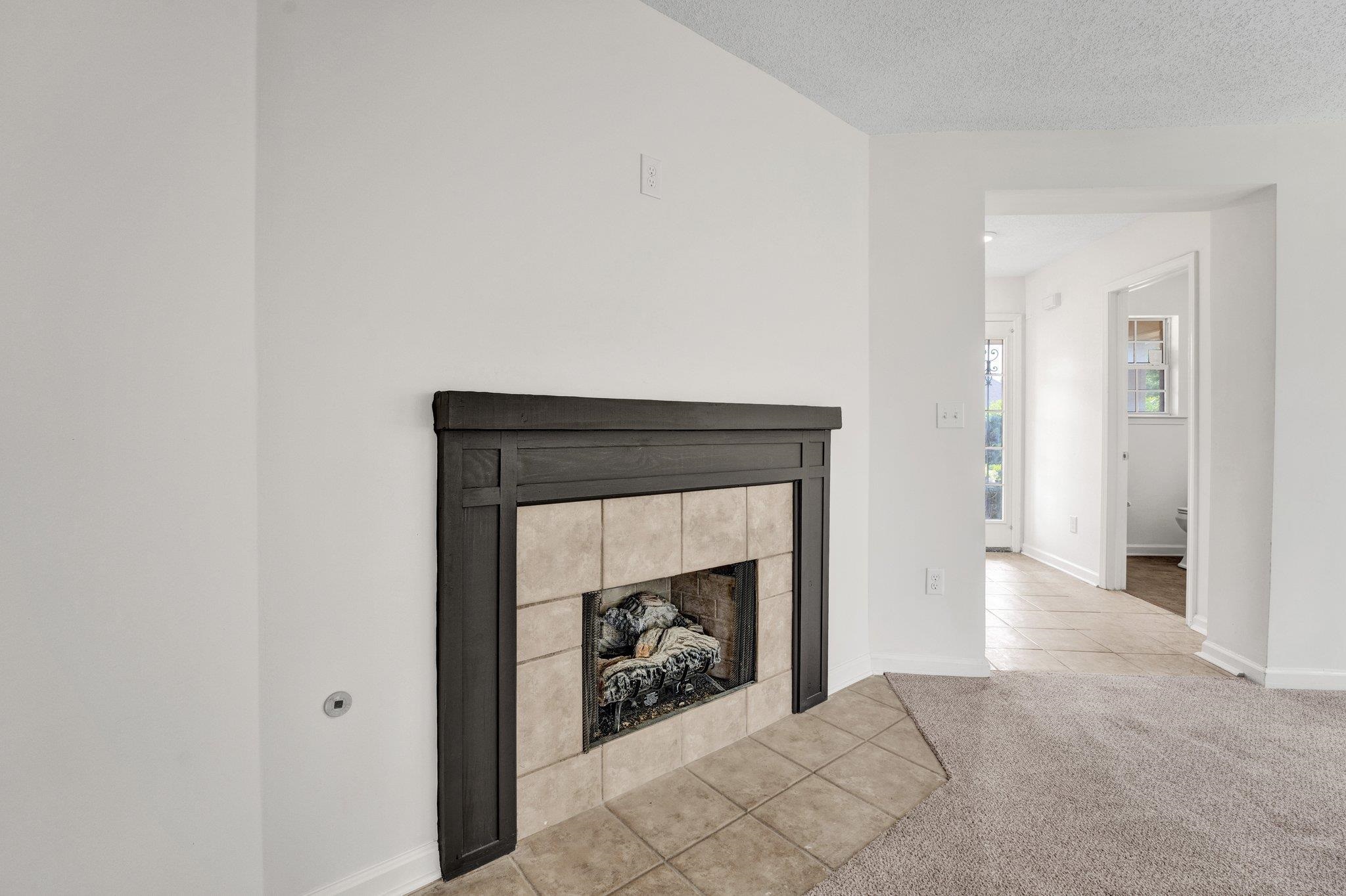 3887 W SUNDALE WAY
