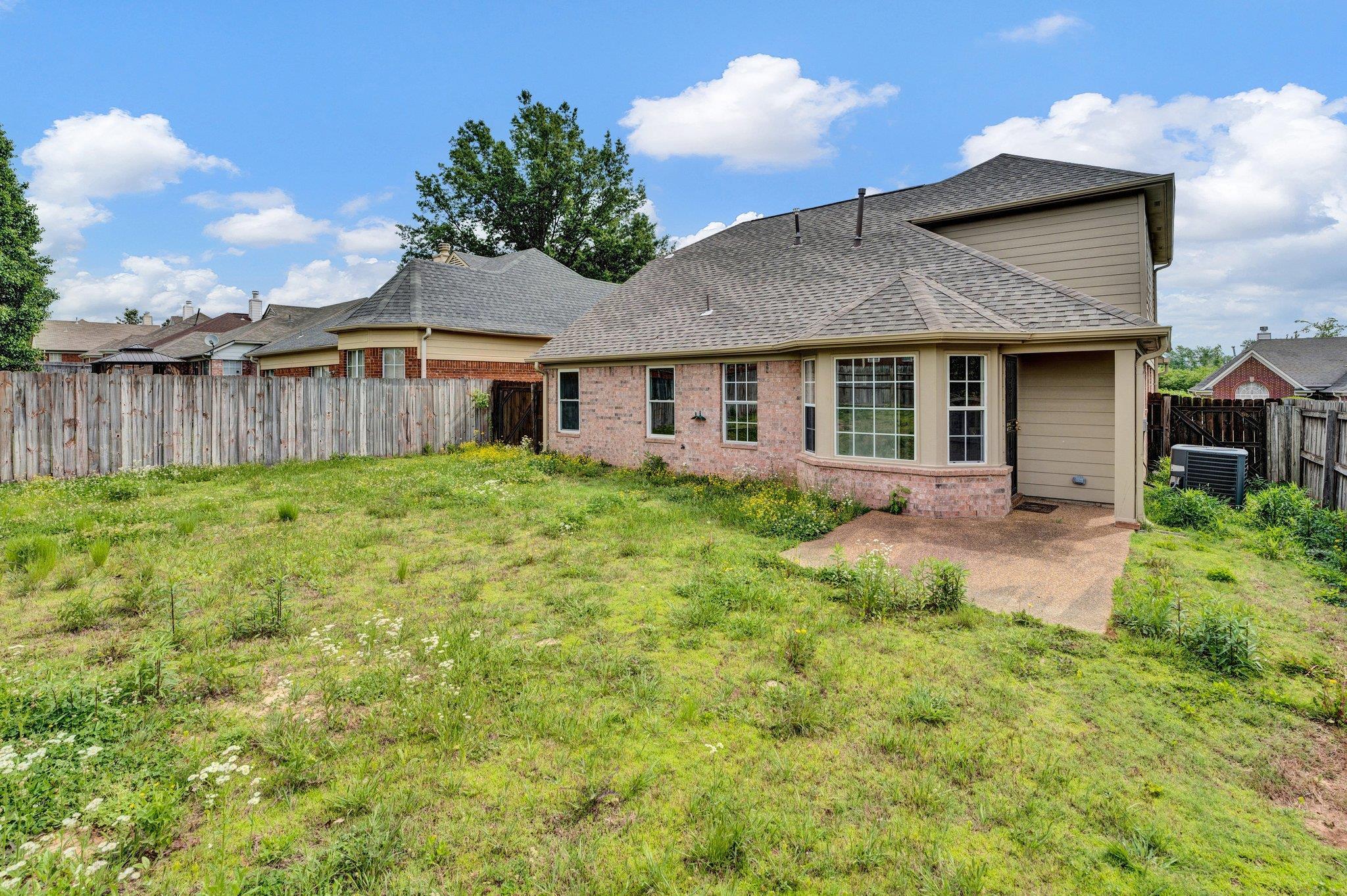 3887 W SUNDALE WAY