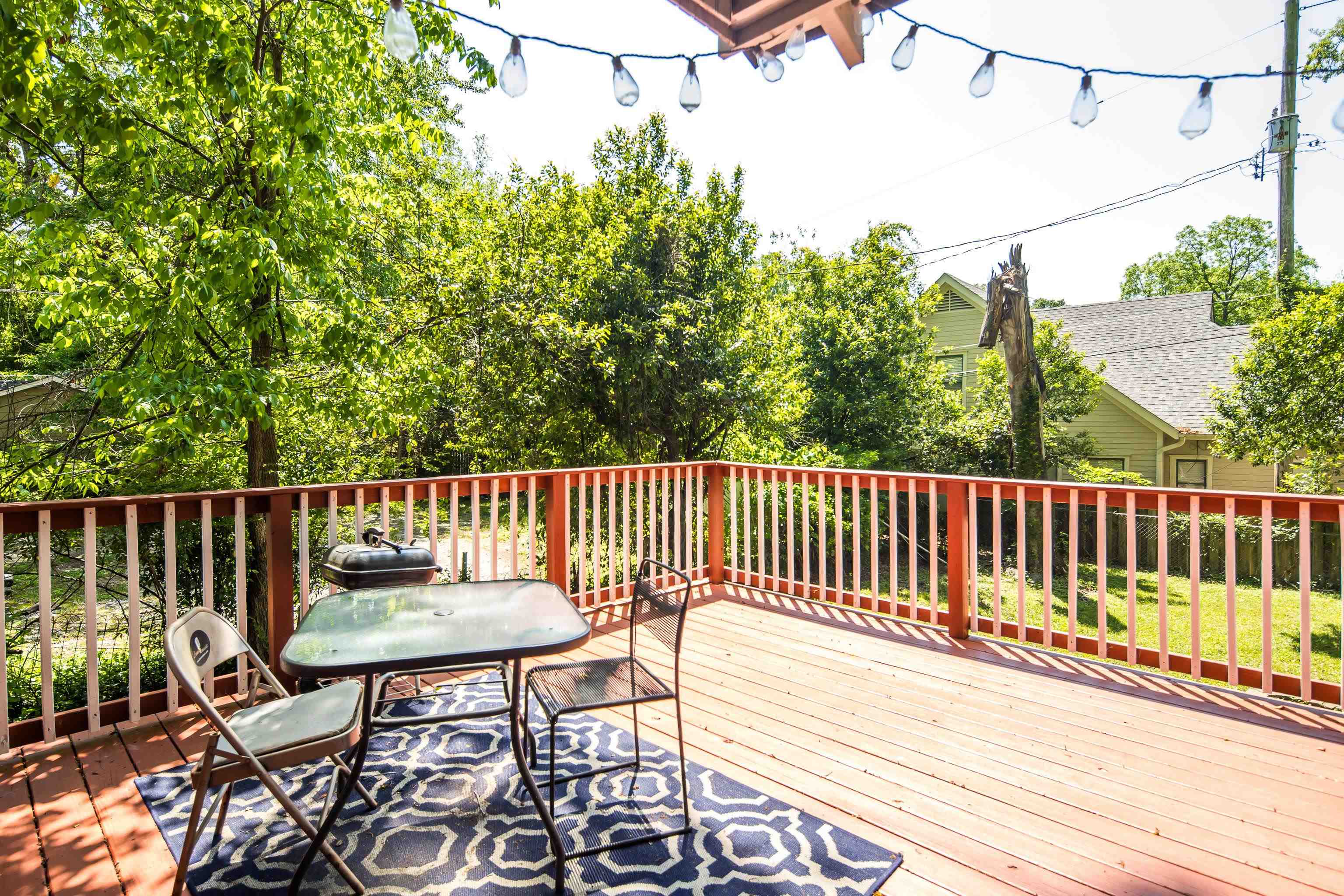 3687 CARNES AVE