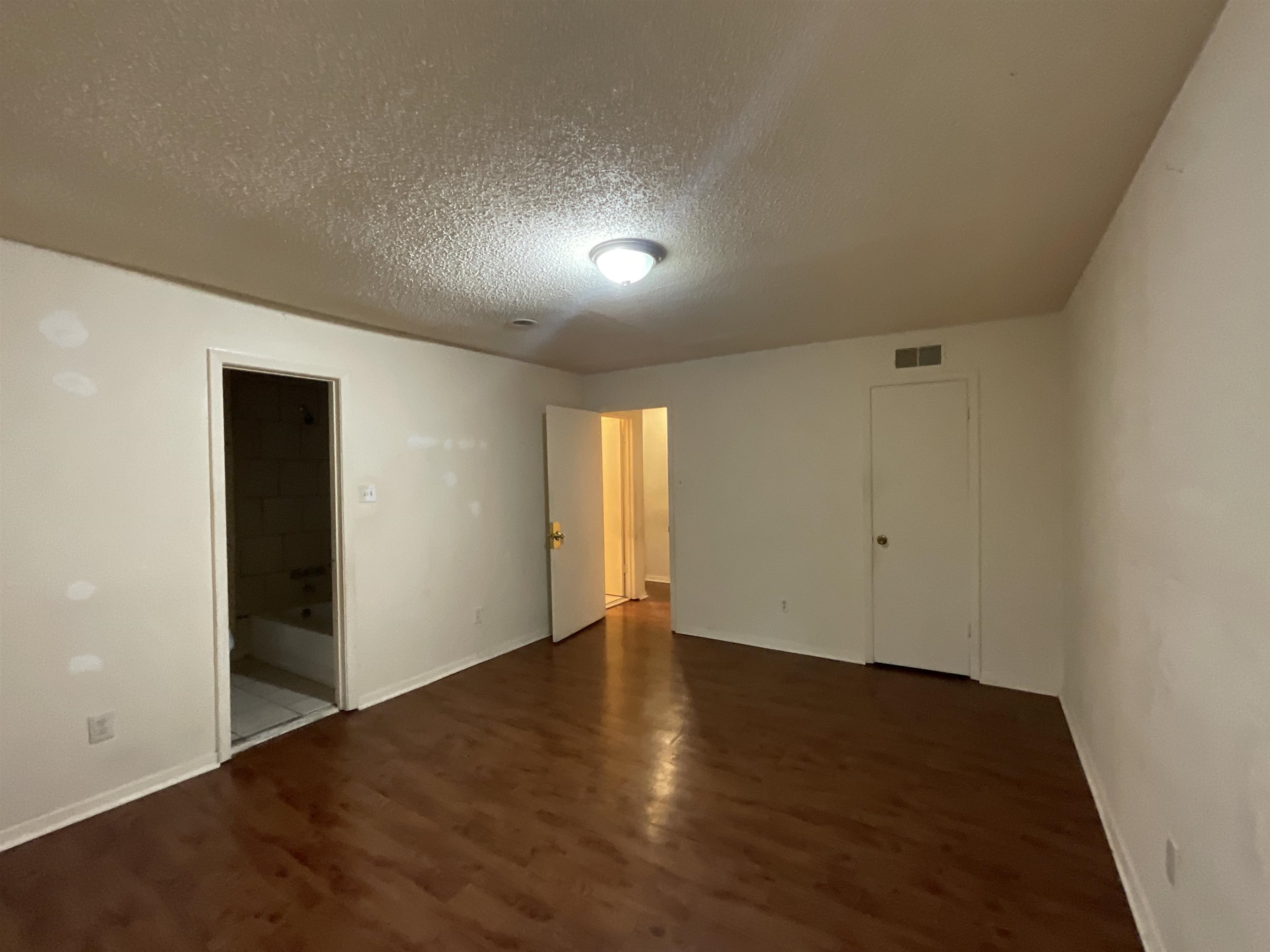 4805 NORTHFIELD CIR