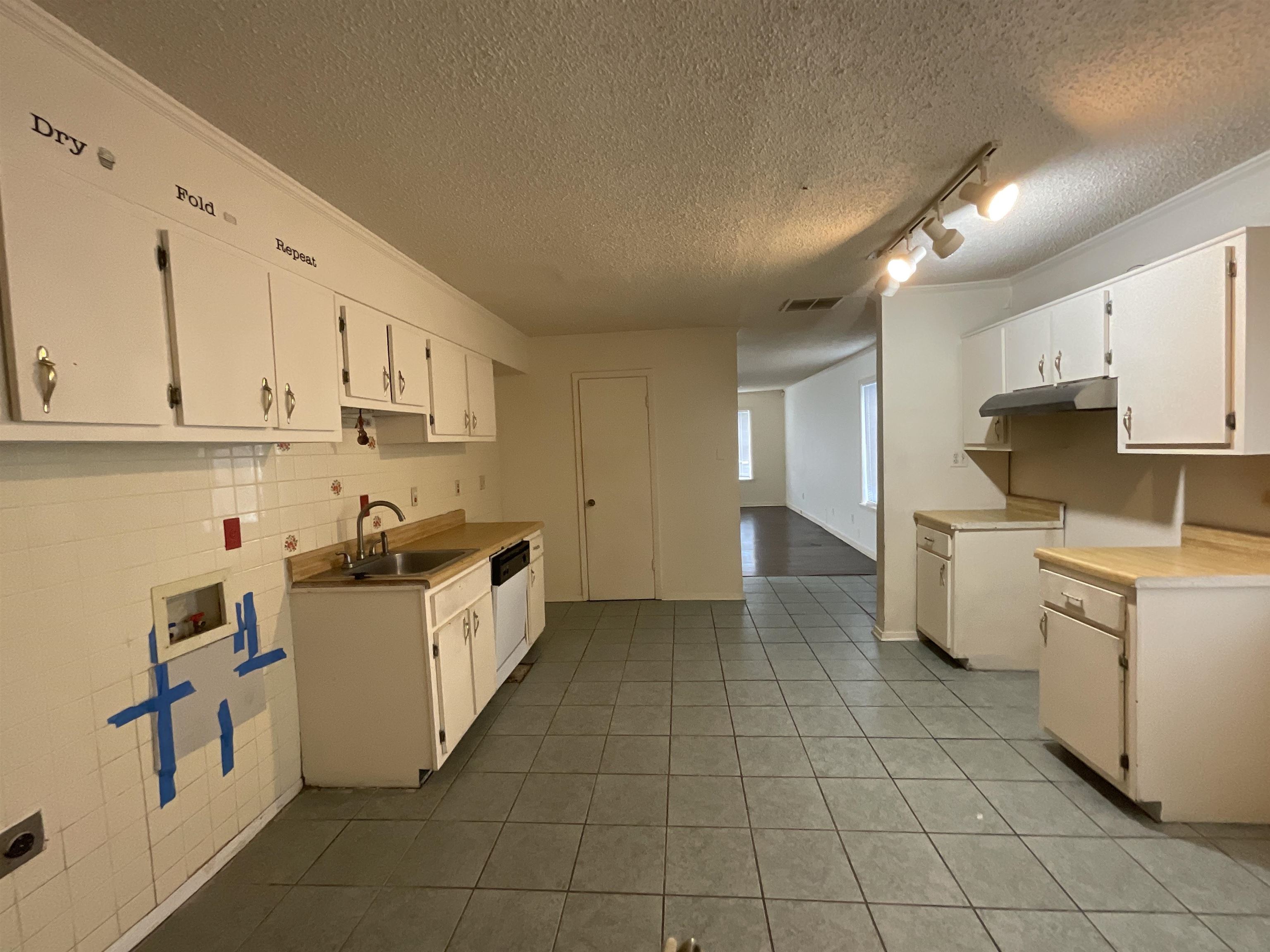 4805 NORTHFIELD CIR