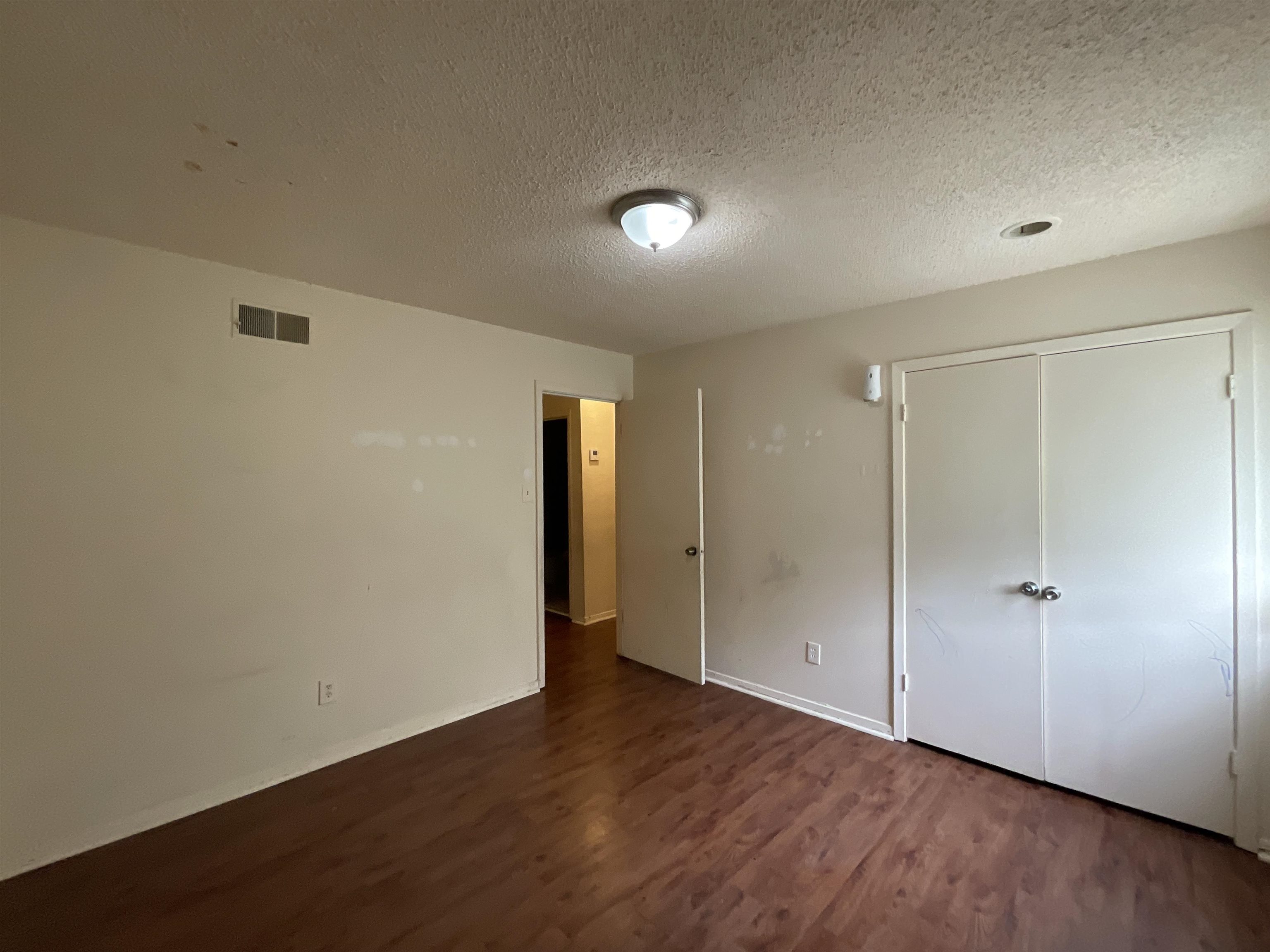 4805 NORTHFIELD CIR