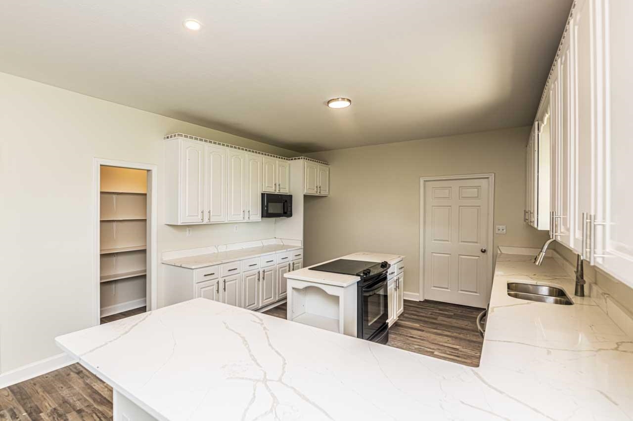 5295 HIGHWAY 179 HWY