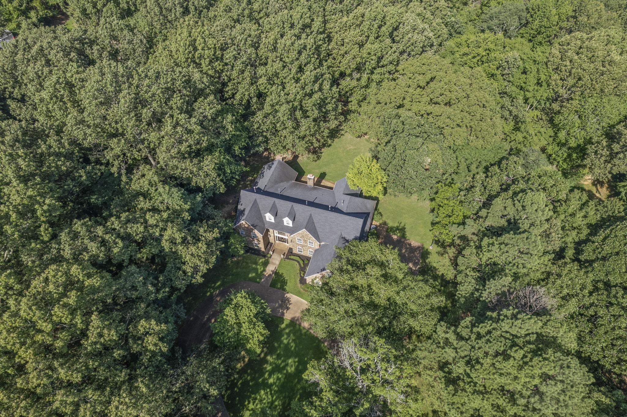 965 TIMBERLAKE DR