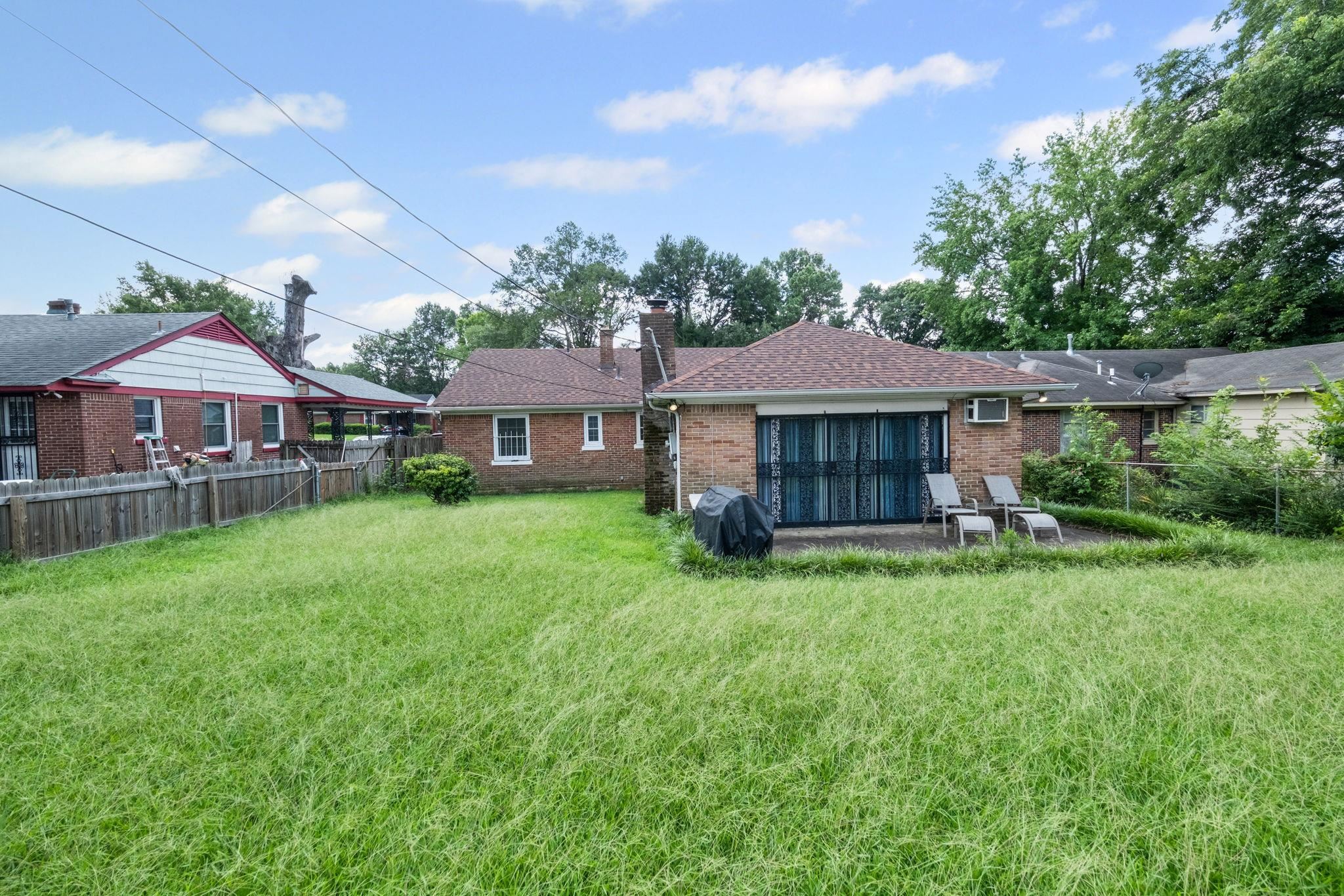 3176 TOBY LN