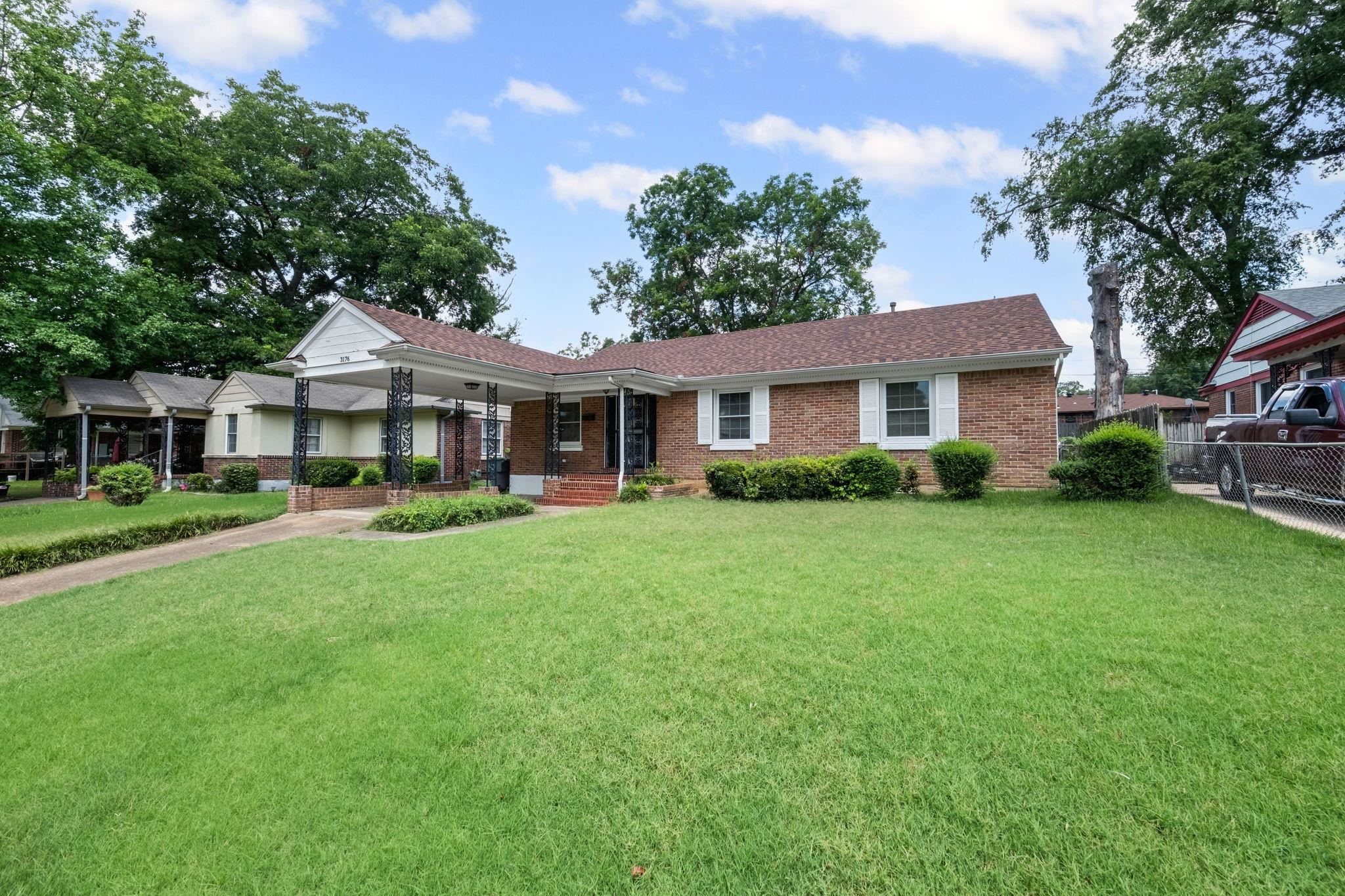 3176 TOBY LN