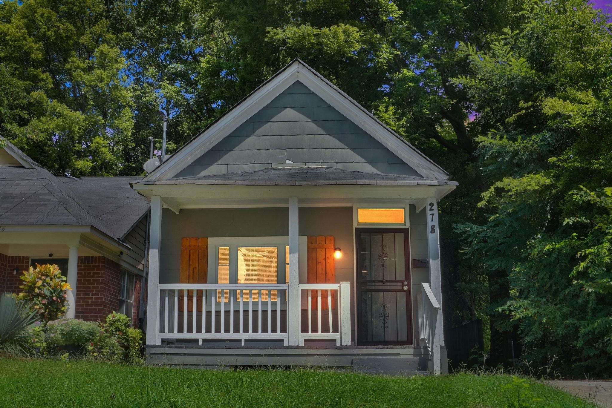 278 HENRY AVE