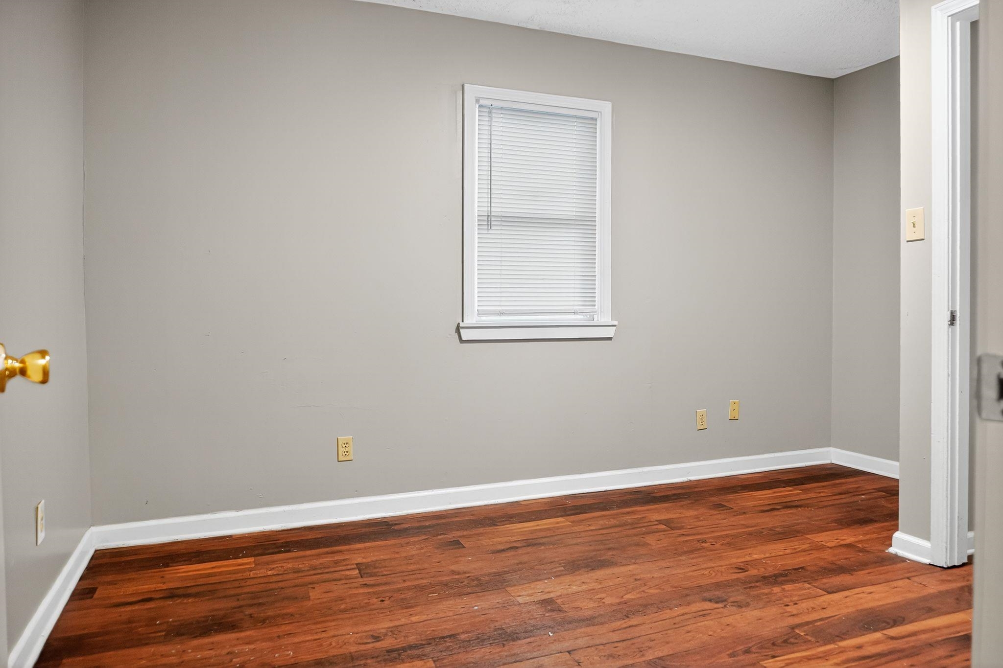 278 HENRY AVE