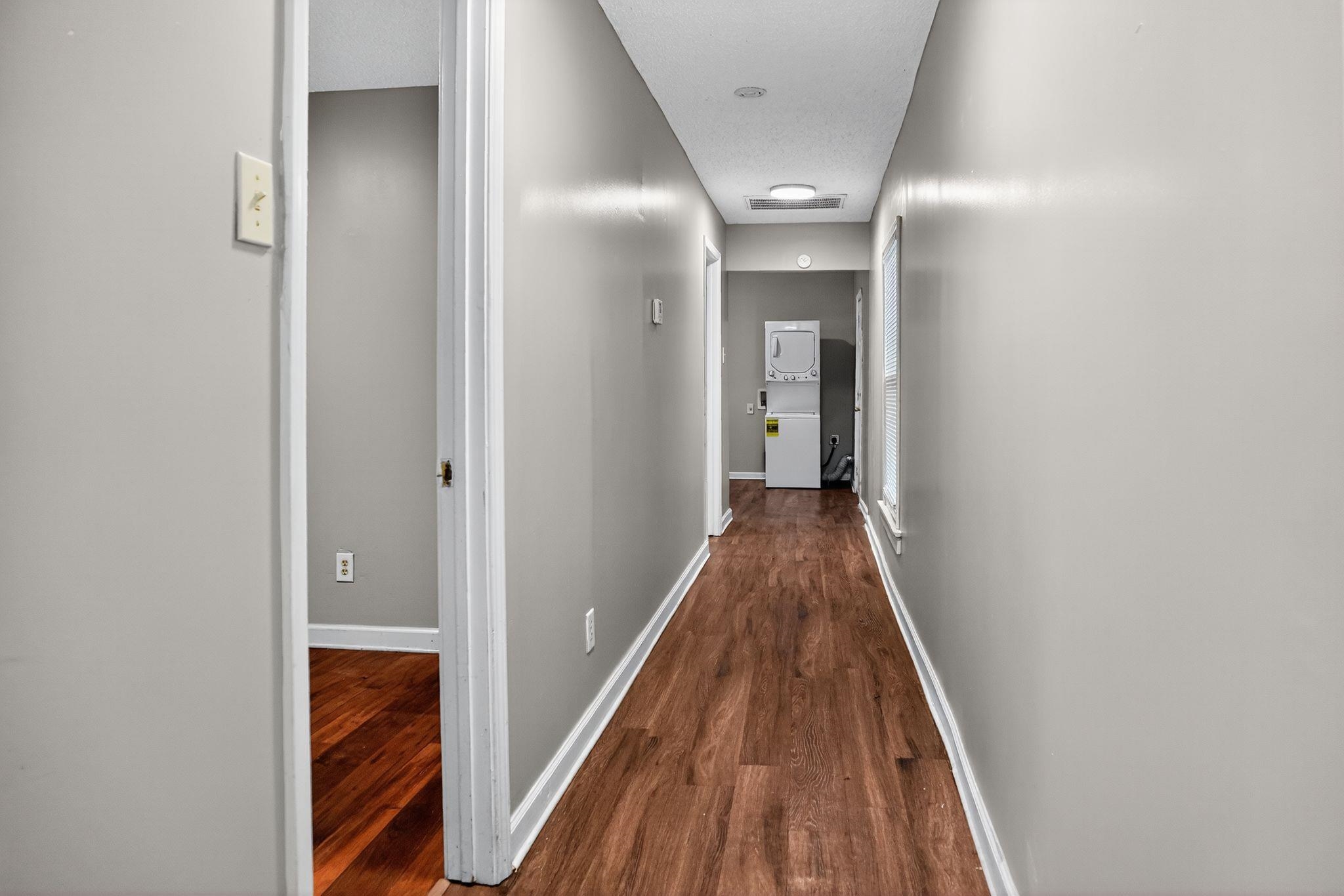 278 HENRY AVE