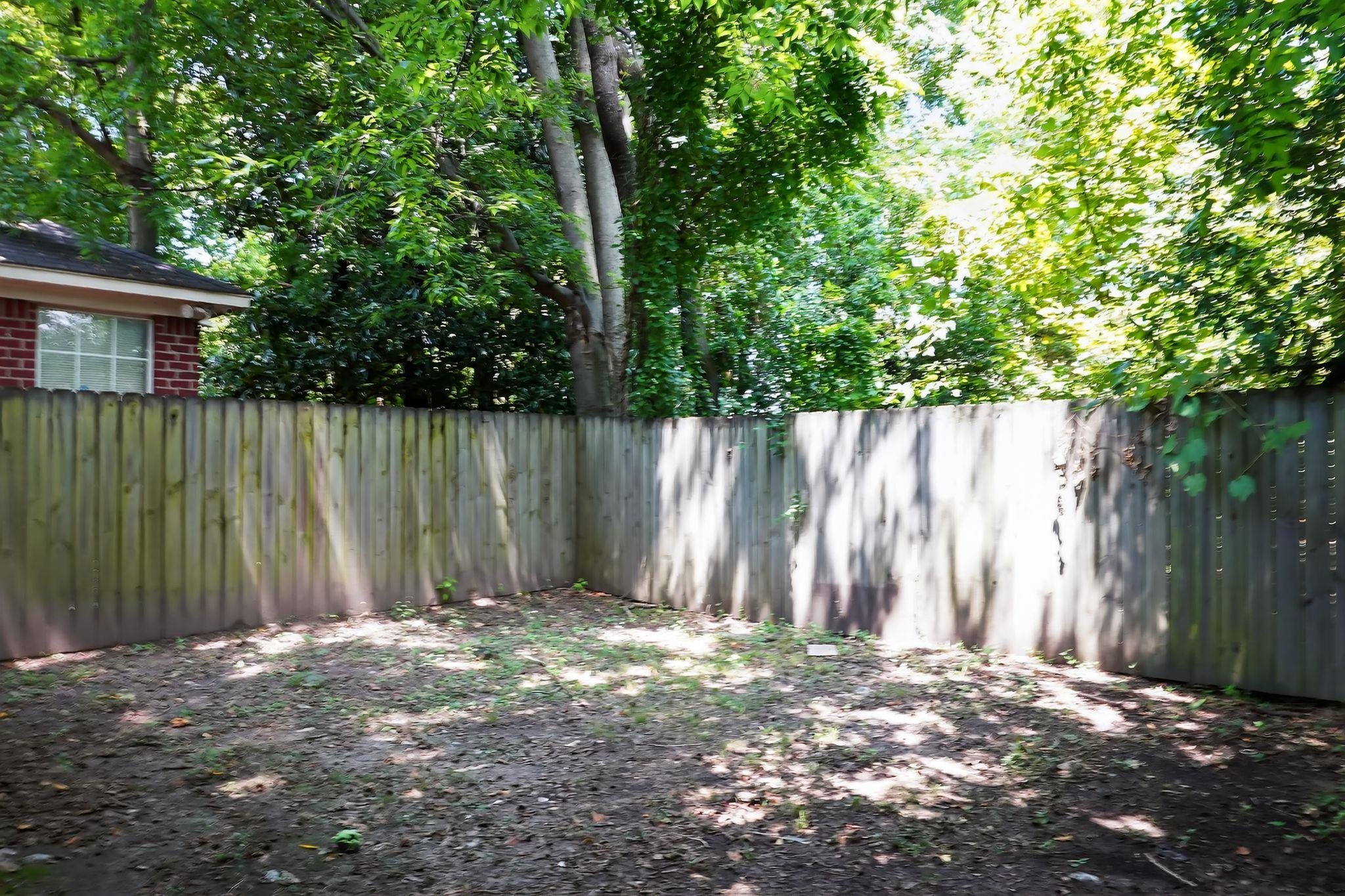278 HENRY AVE