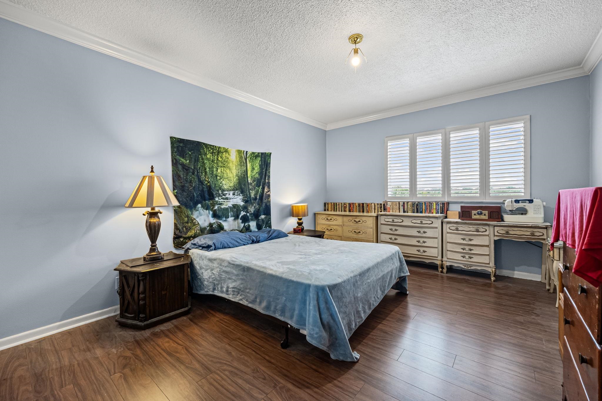 1960 N PARKWAY PKY N Unit: 903