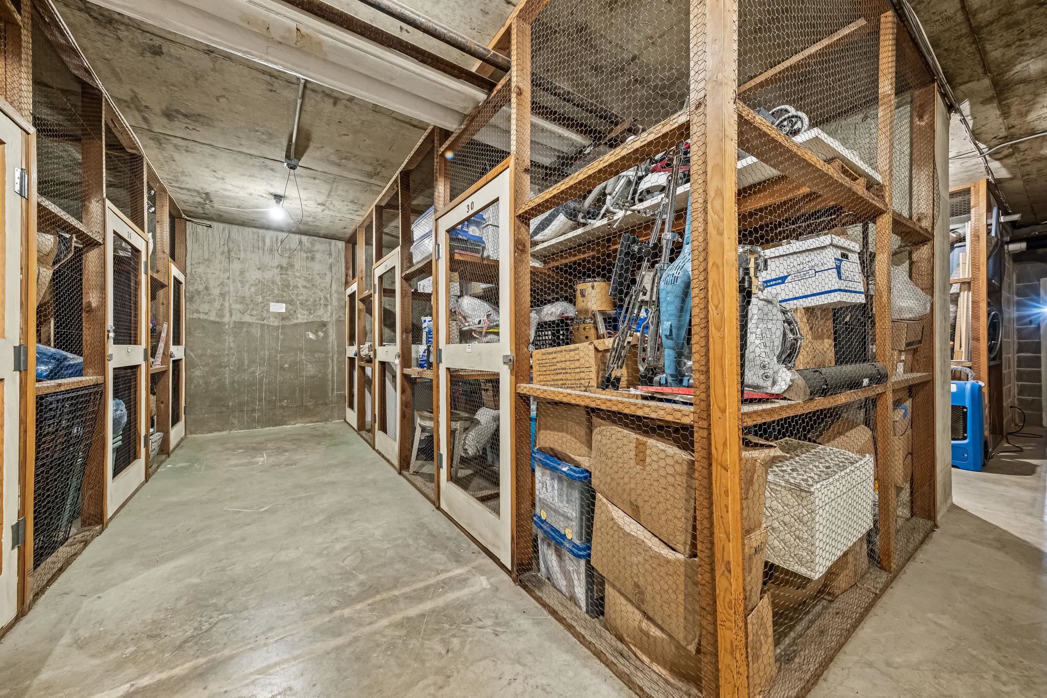 1960 N PARKWAY PKY N Unit: 903