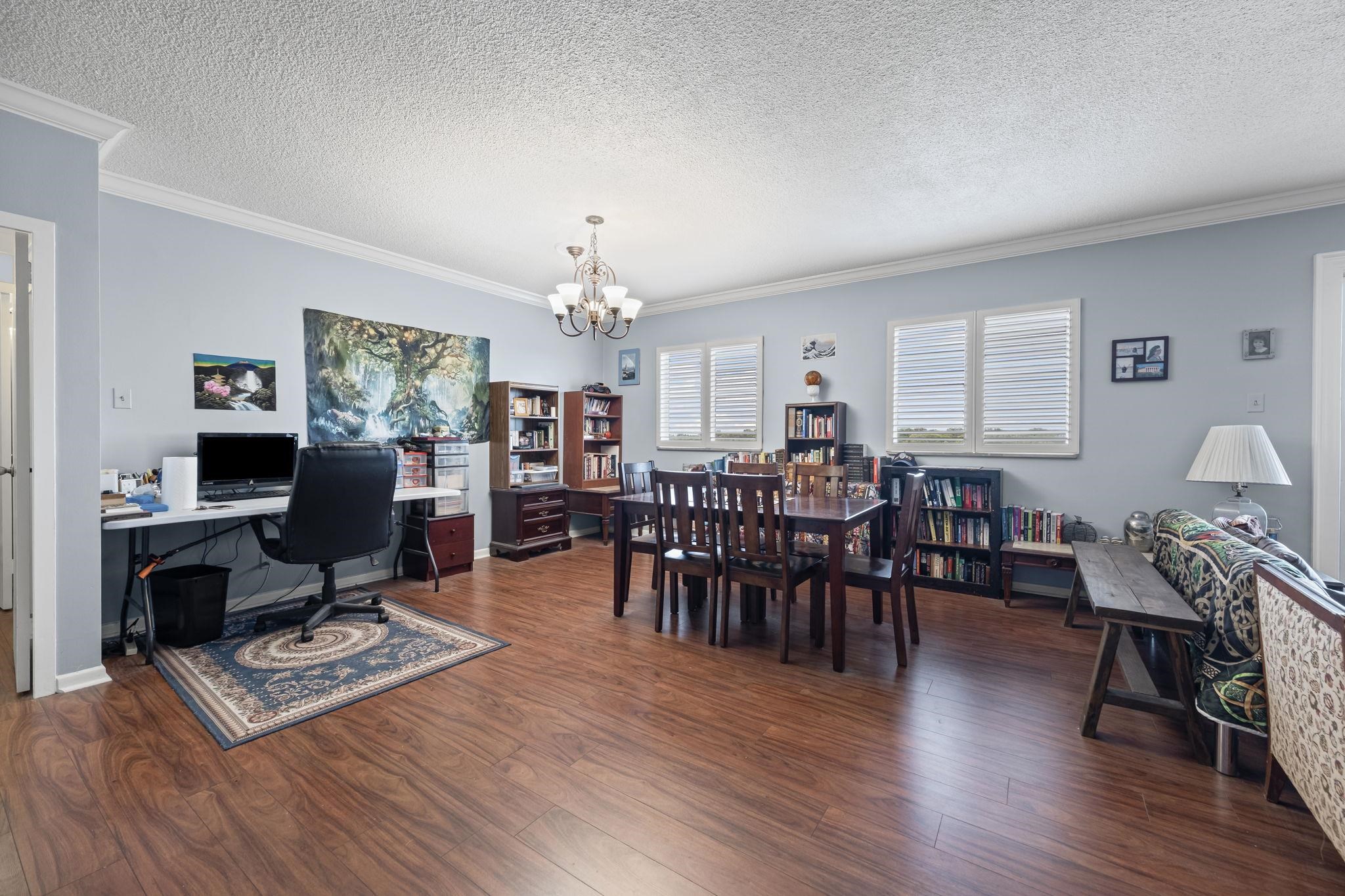 1960 N PARKWAY PKY N Unit: 903