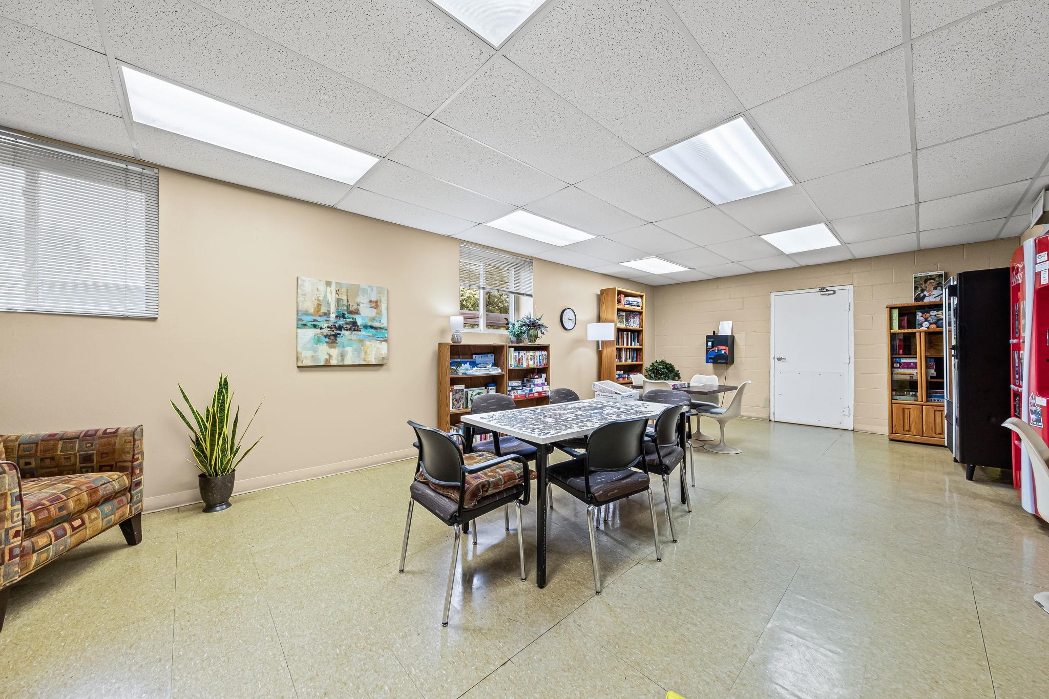 1960 N PARKWAY PKY N Unit: 903