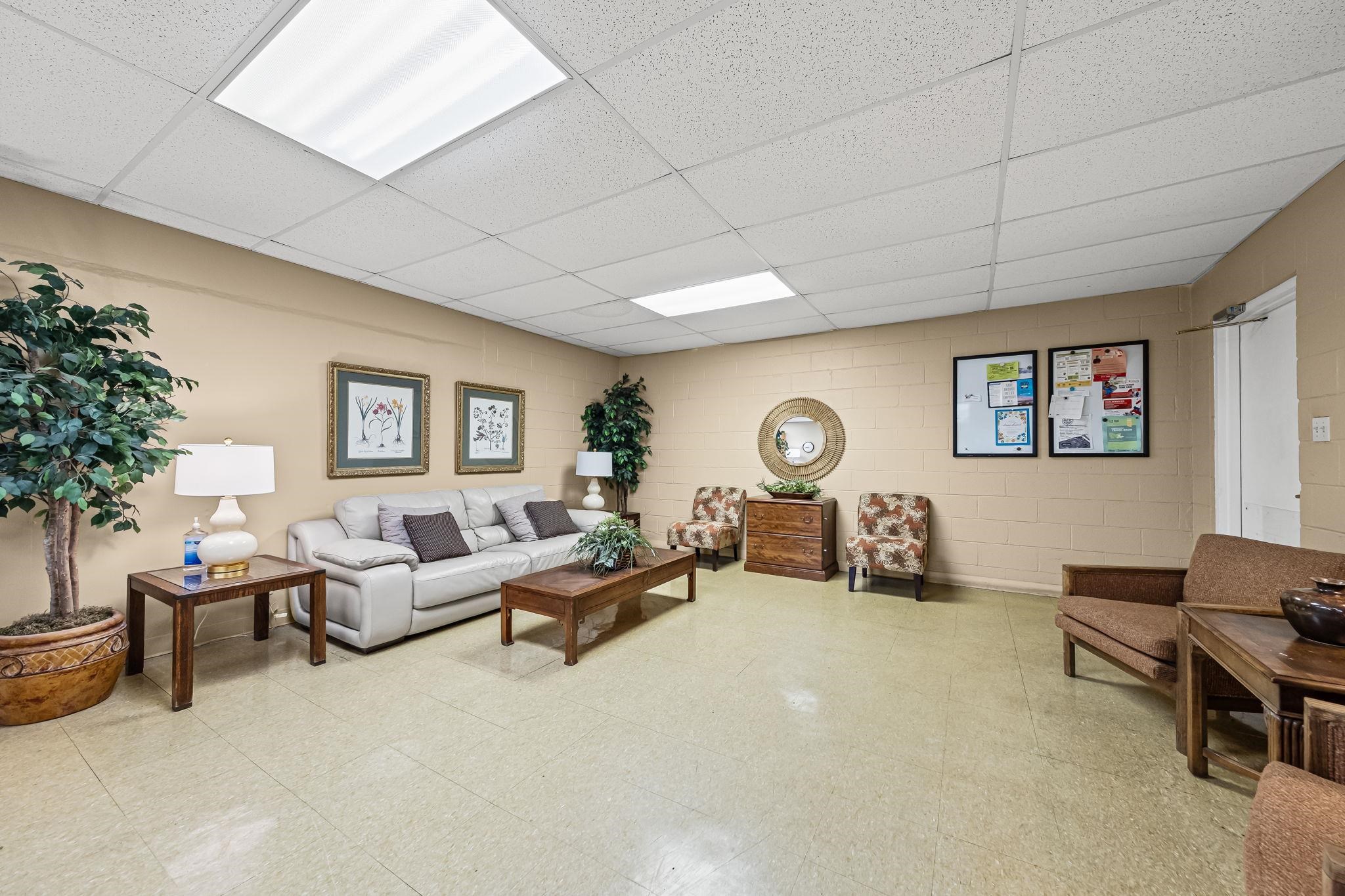 1960 N PARKWAY PKY N Unit: 903