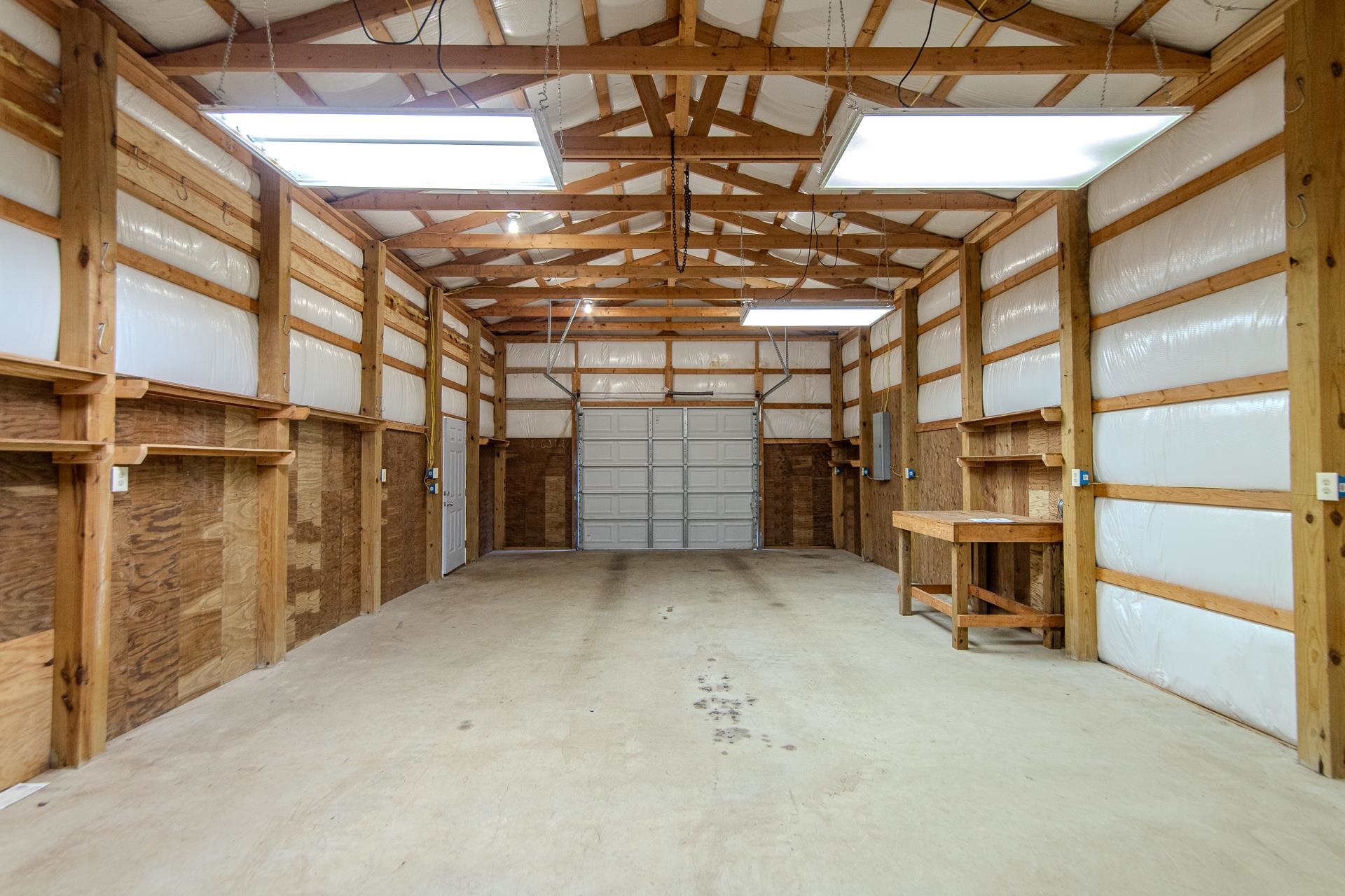 185 MAYFIELD LN