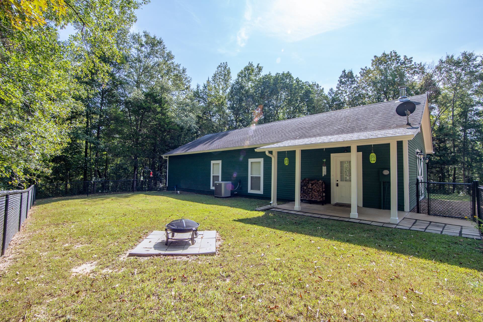 185 MAYFIELD LN