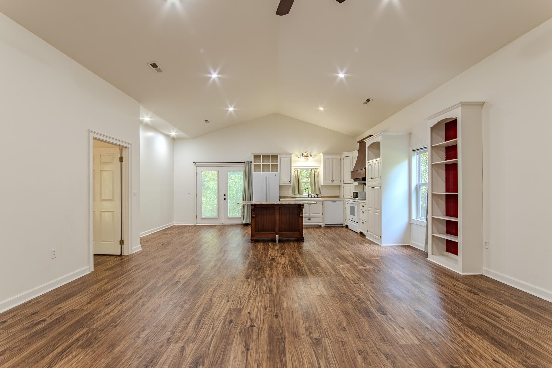 185 MAYFIELD LN