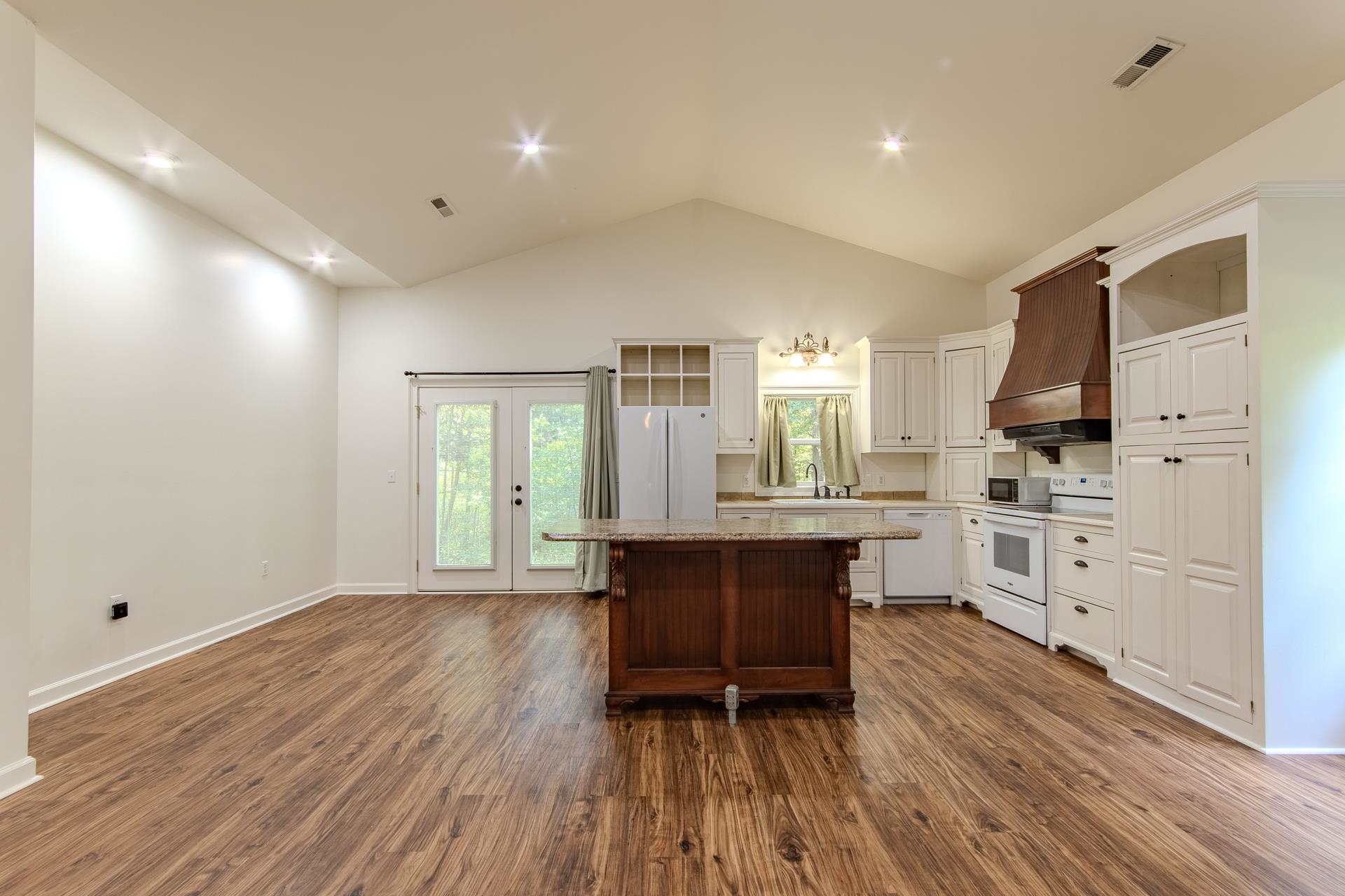 185 MAYFIELD LN