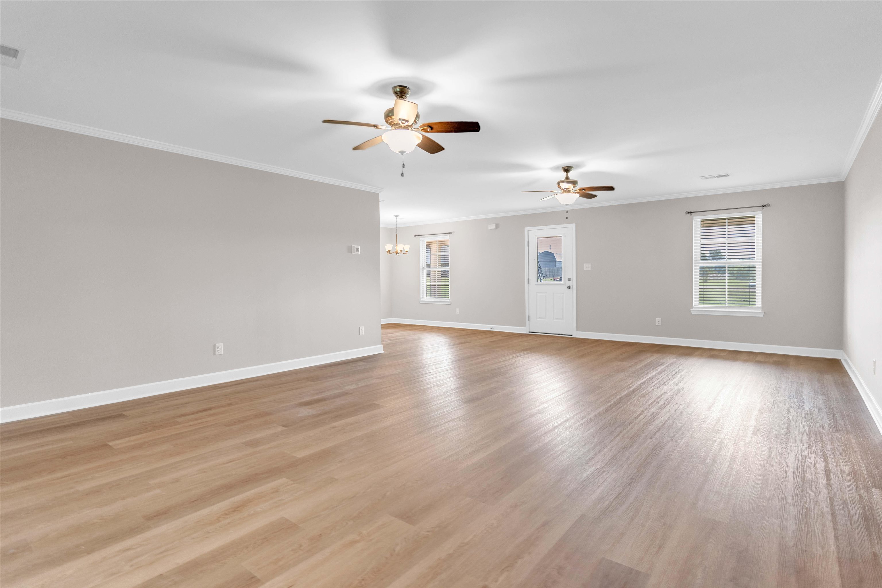 340 LILLIE LN