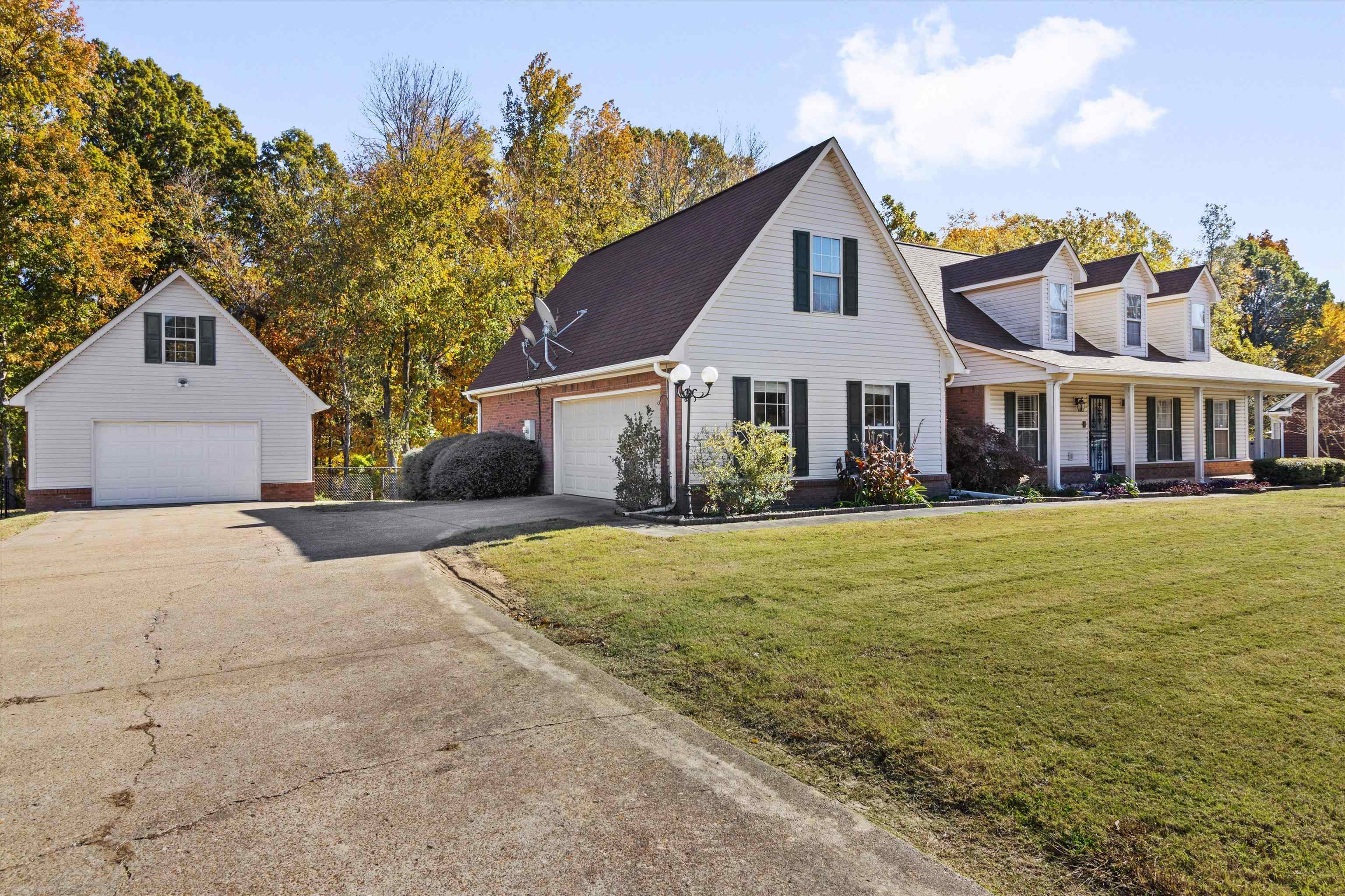 440 GRETNA GREEN DR