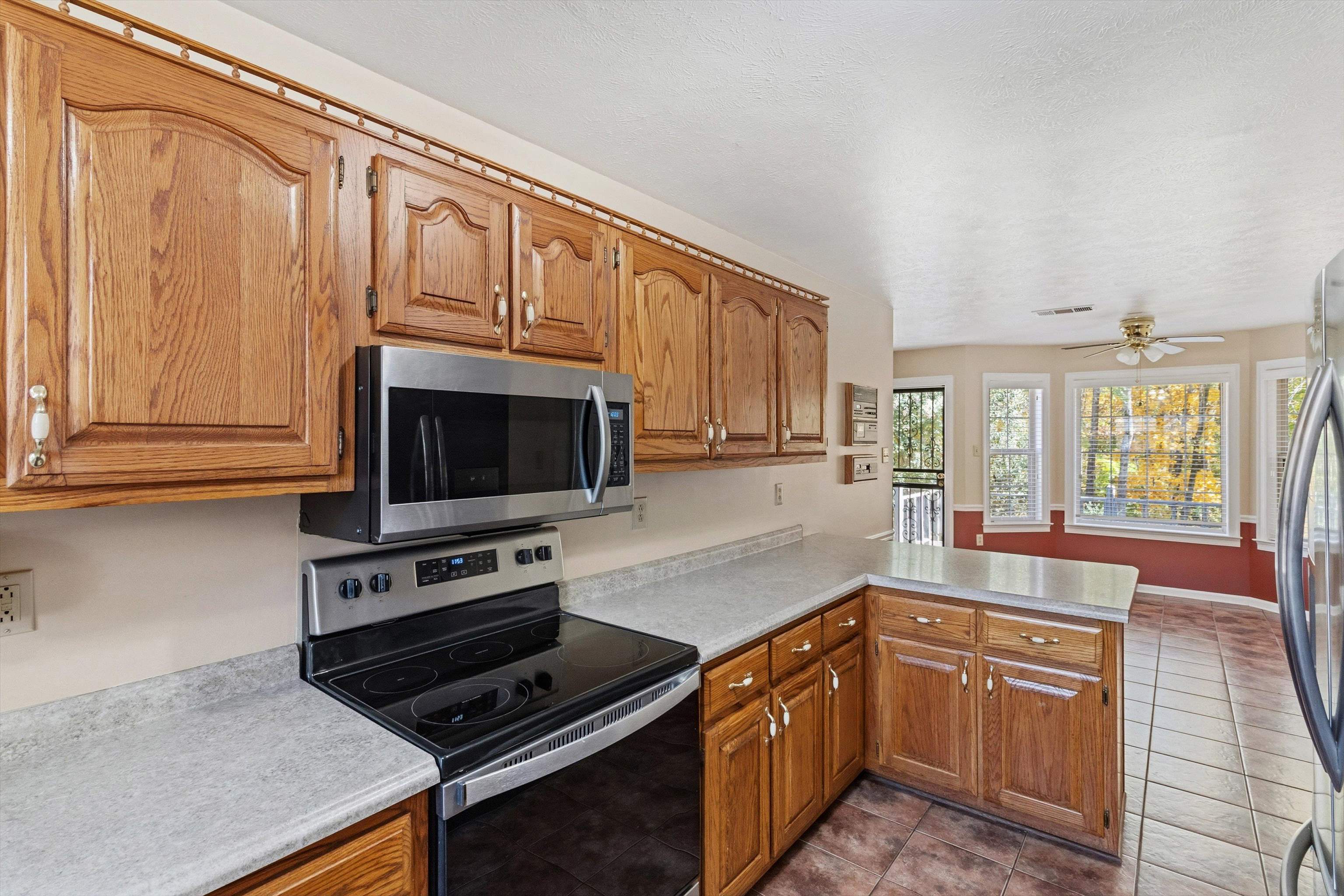 440 GRETNA GREEN DR