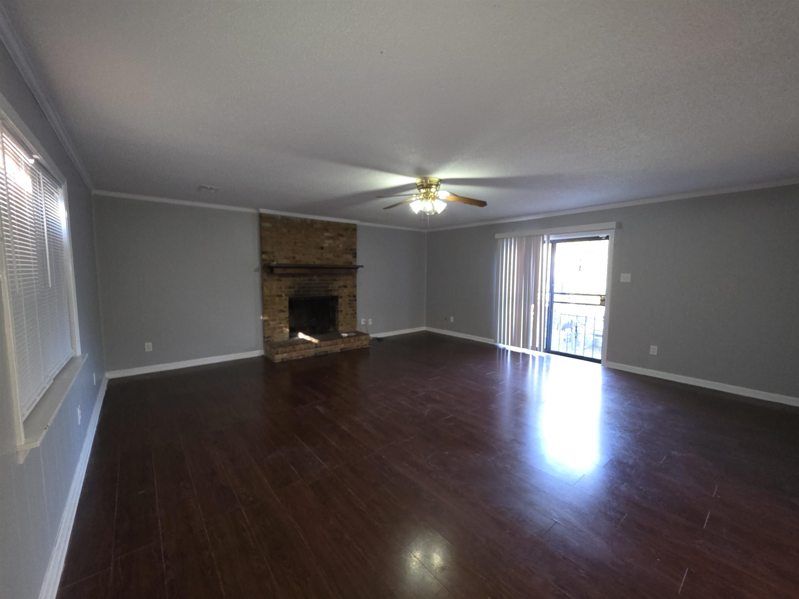 936 CHESTERTON DR