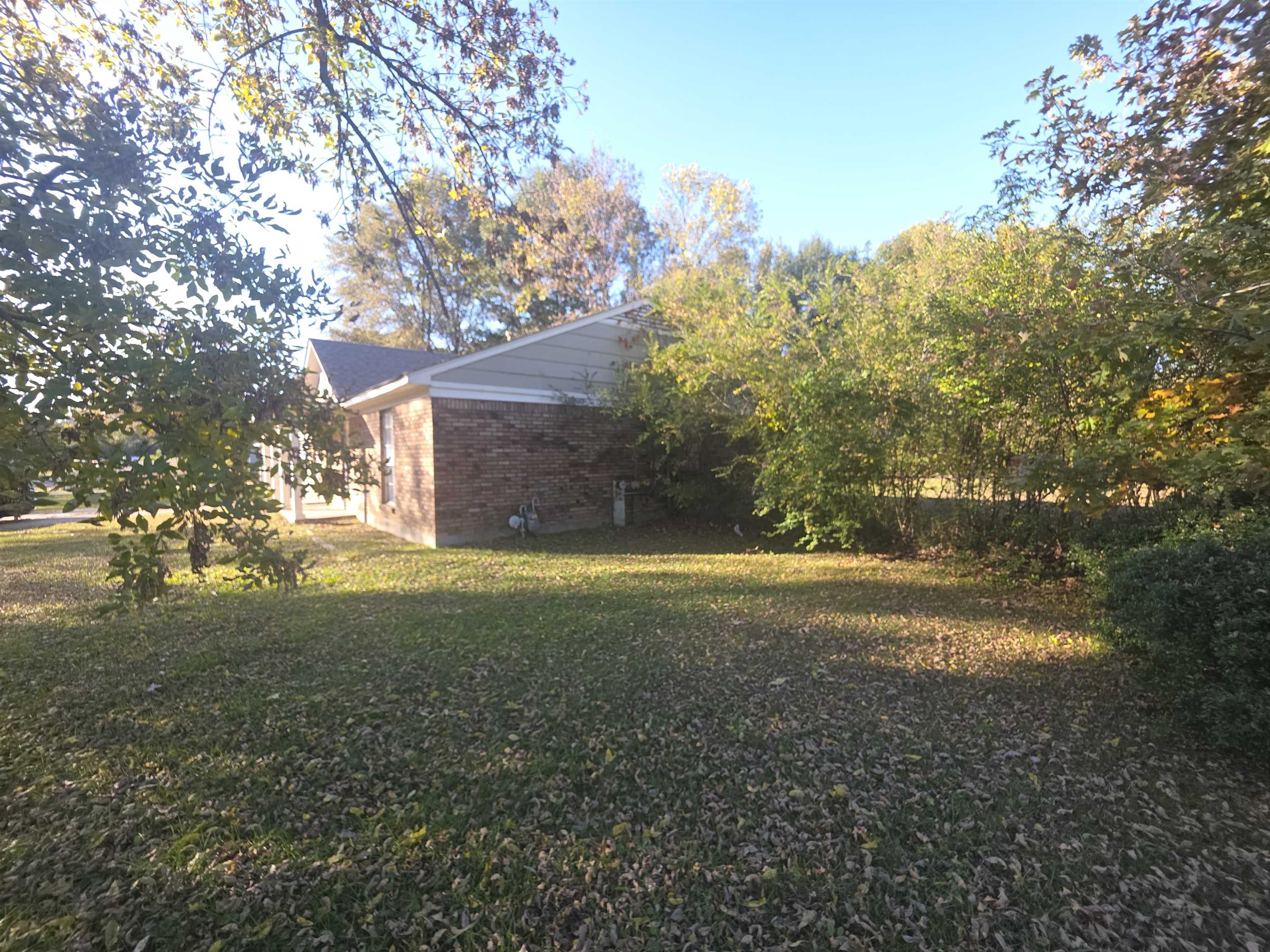 936 CHESTERTON DR