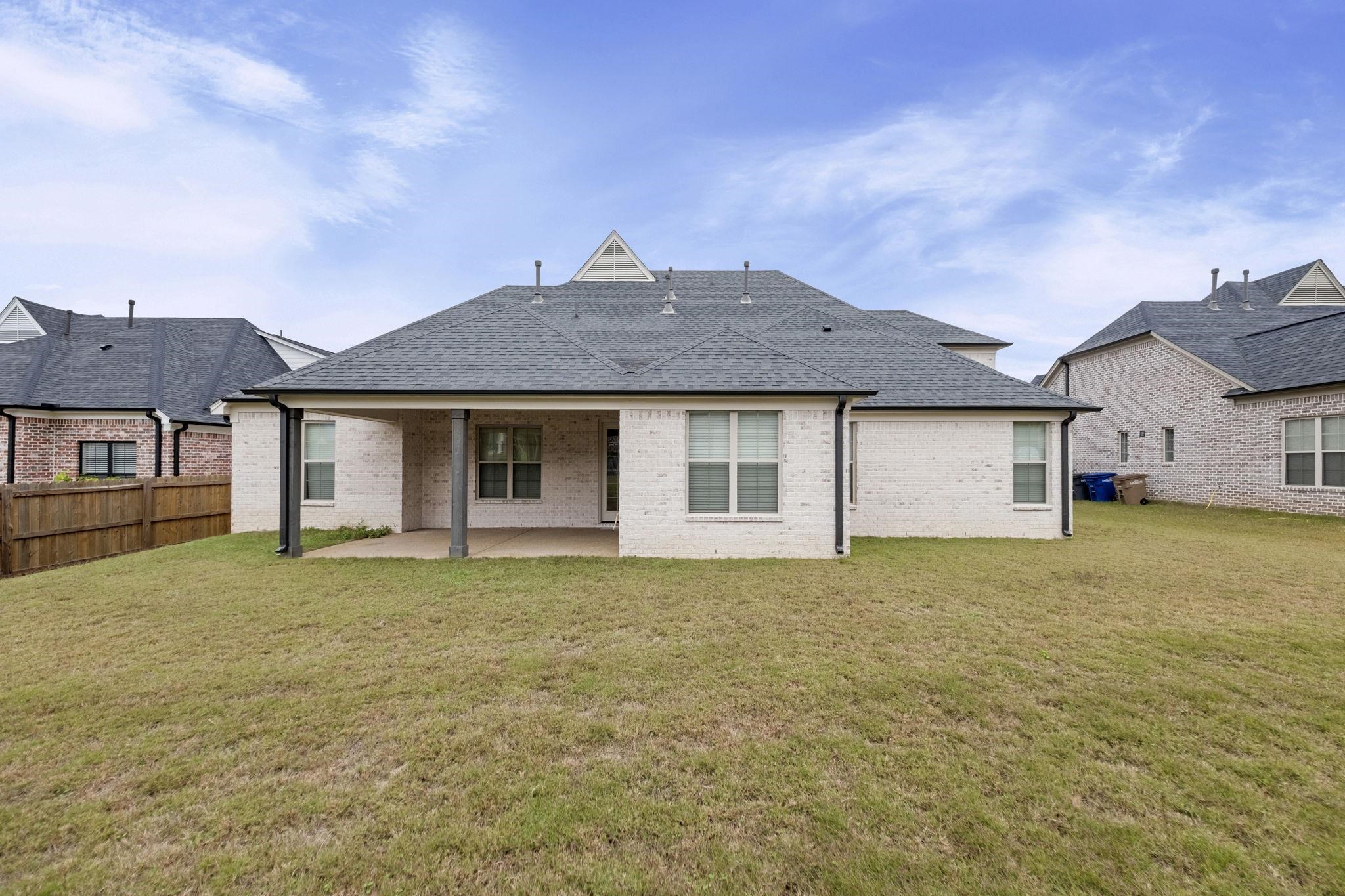 5143 LAWRENCEBURG LN