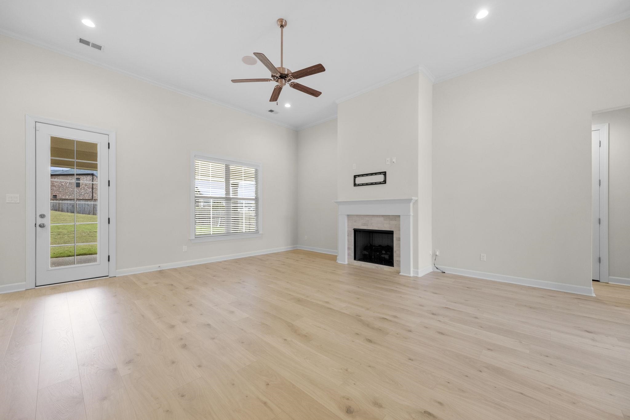 5143 LAWRENCEBURG LN