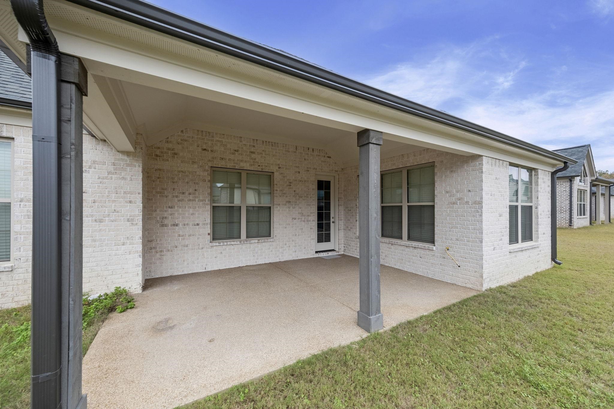 5143 LAWRENCEBURG LN