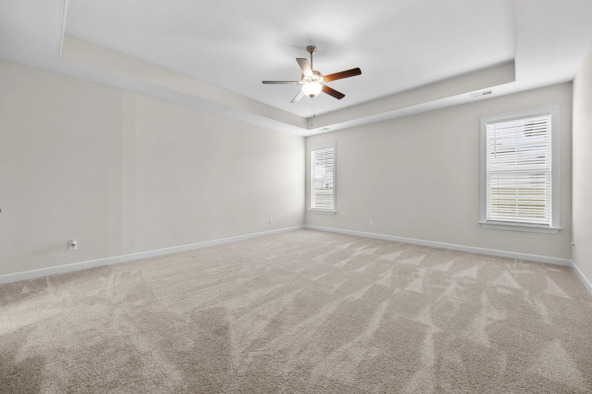 5143 LAWRENCEBURG LN