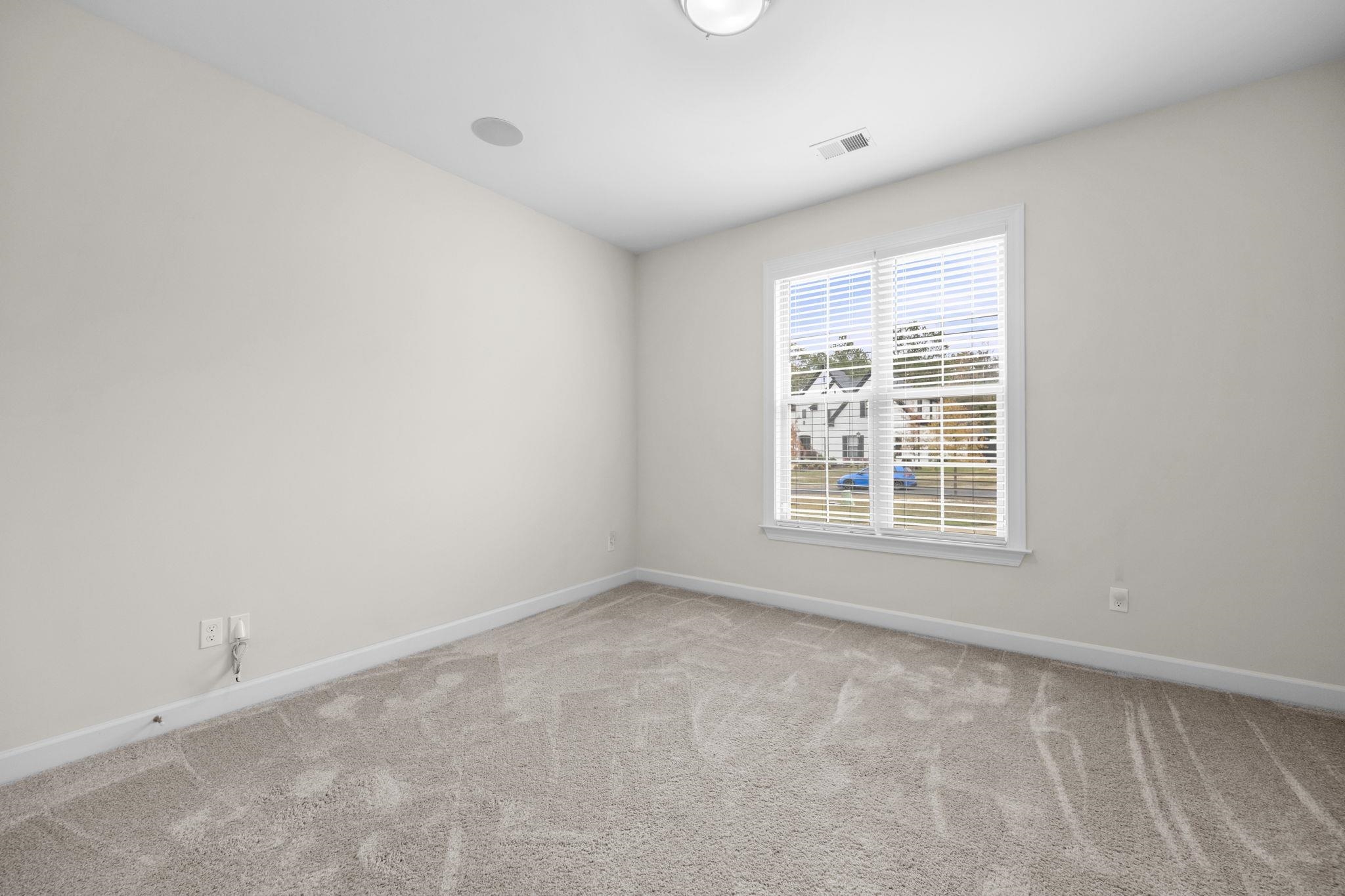 5143 LAWRENCEBURG LN