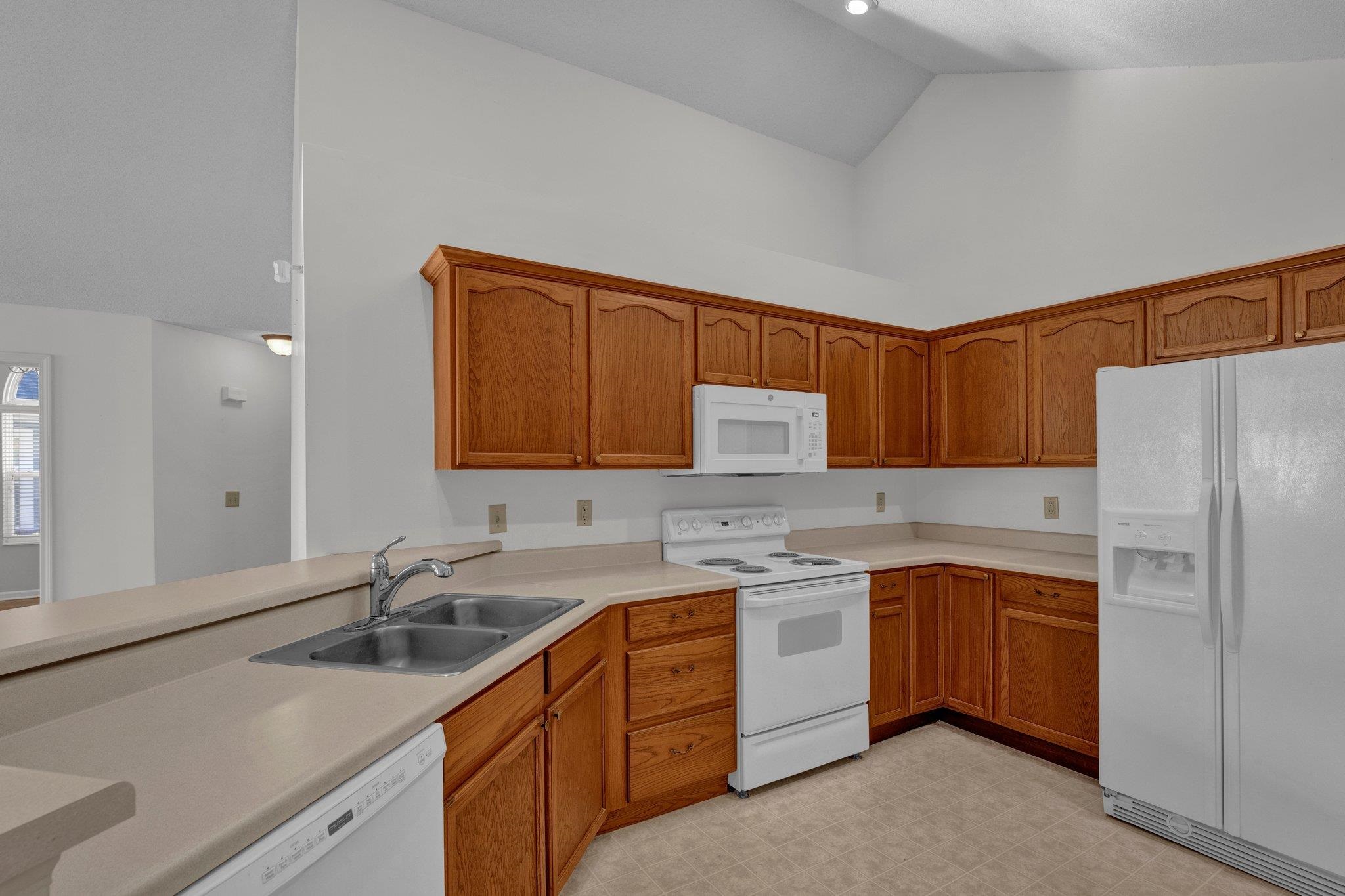 271 OAK CLUB LN Unit: 12