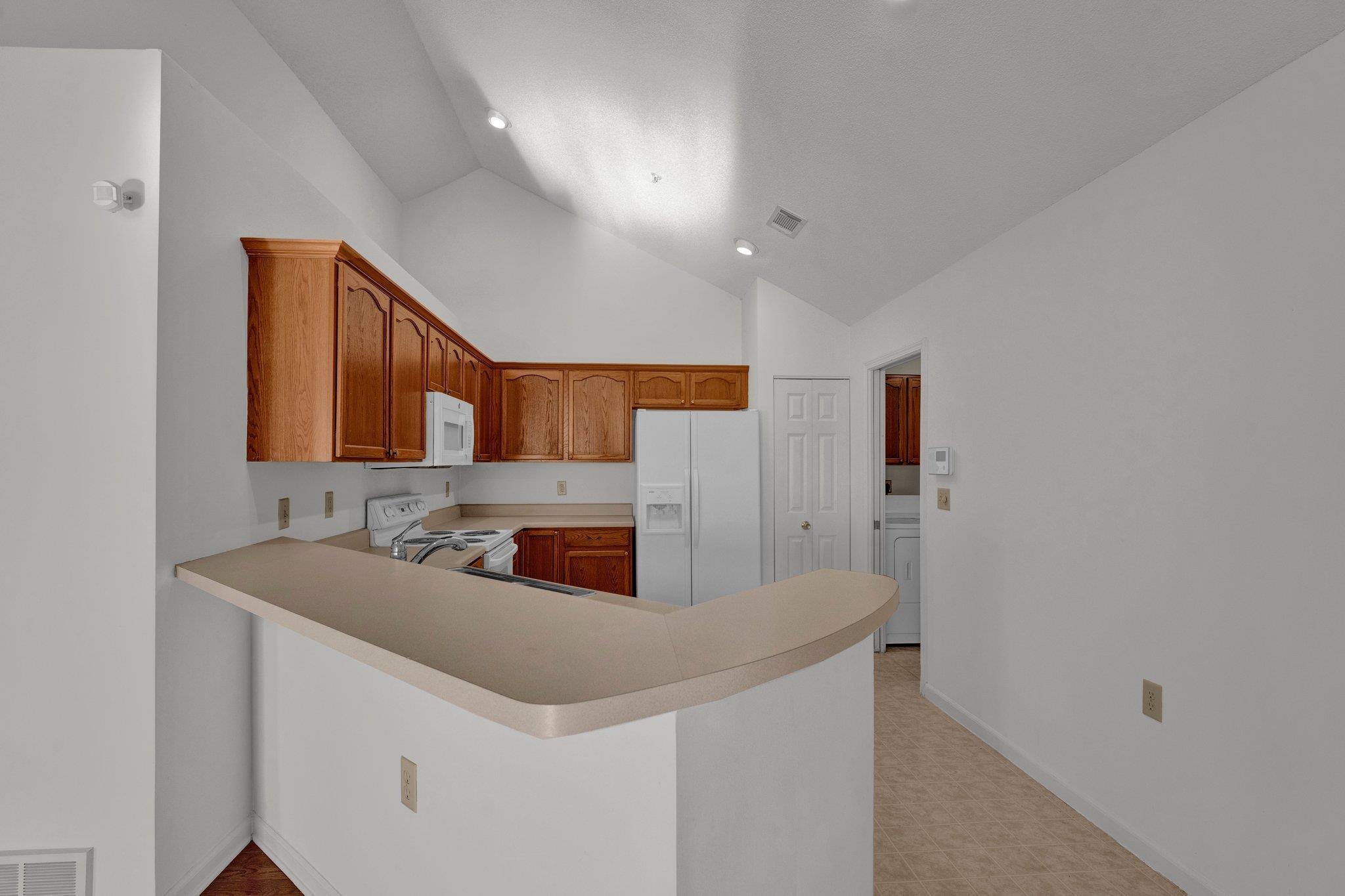 271 OAK CLUB LN Unit: 12