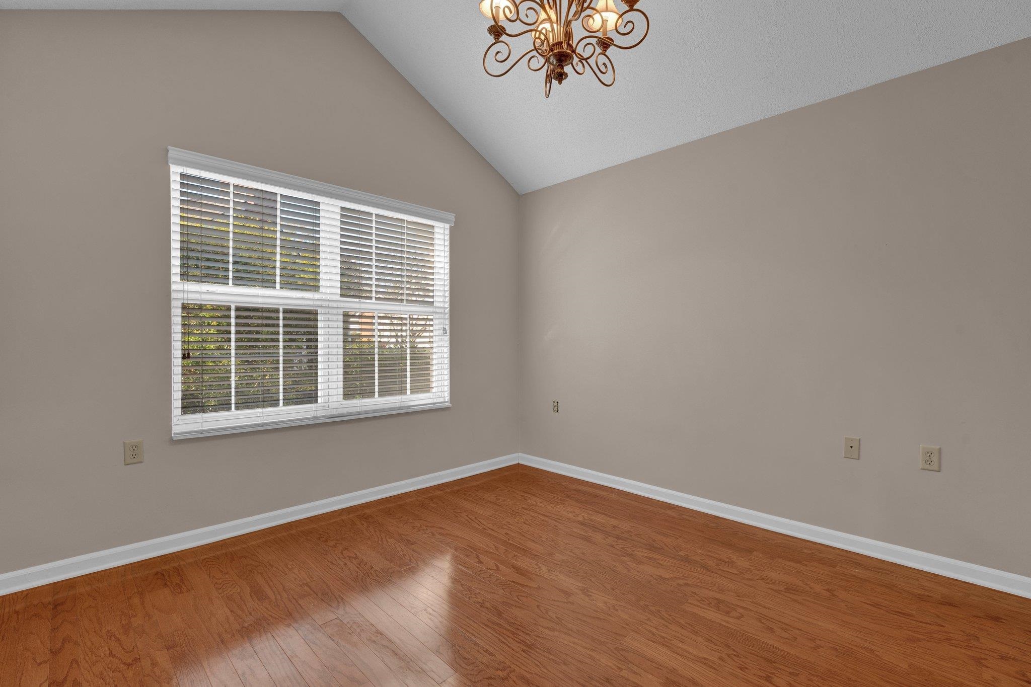 271 OAK CLUB LN Unit: 12