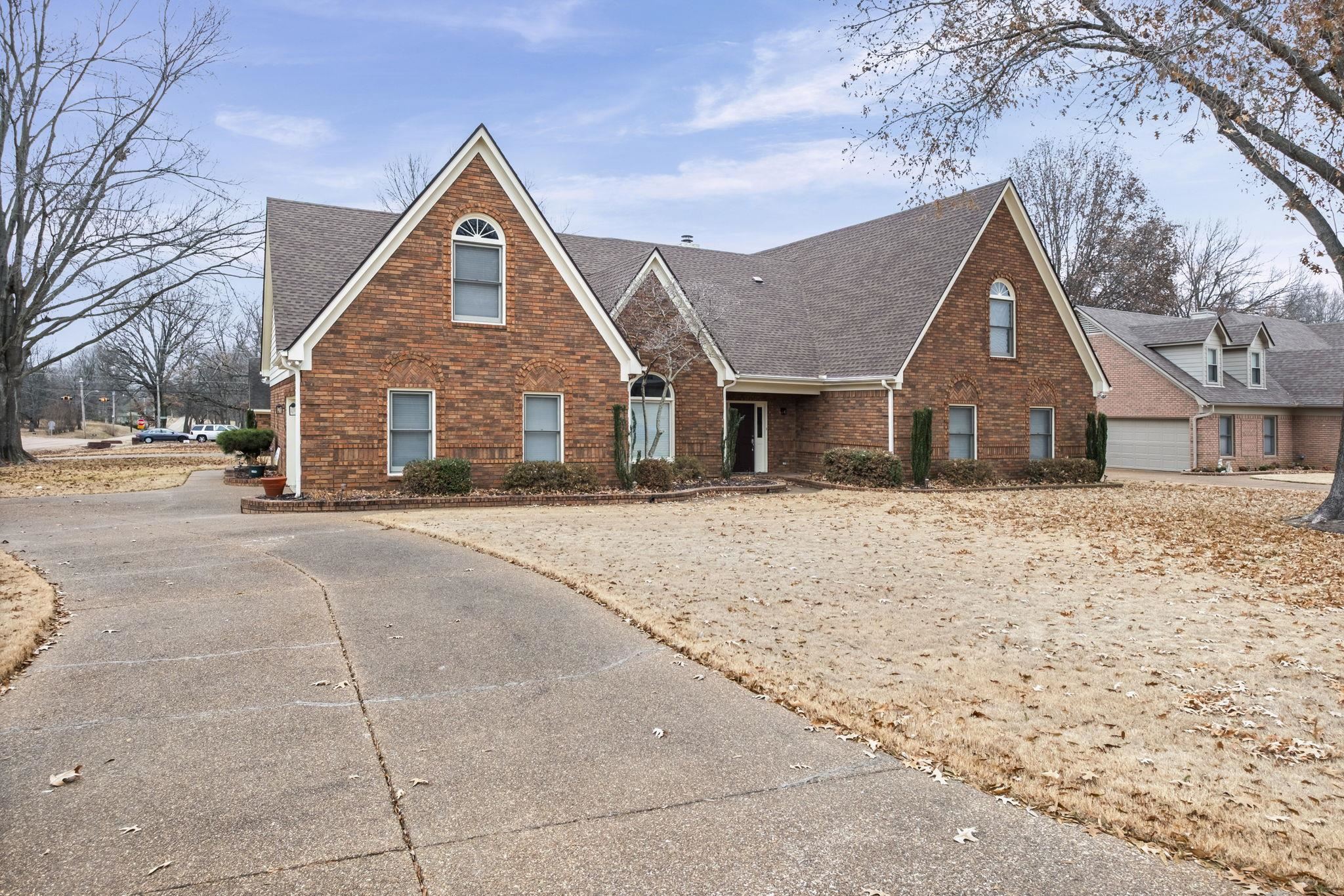 3339 PEMBROKE ELLIS CV