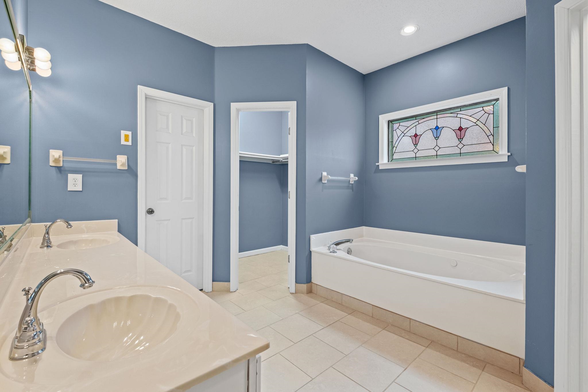 3339 PEMBROKE ELLIS CV