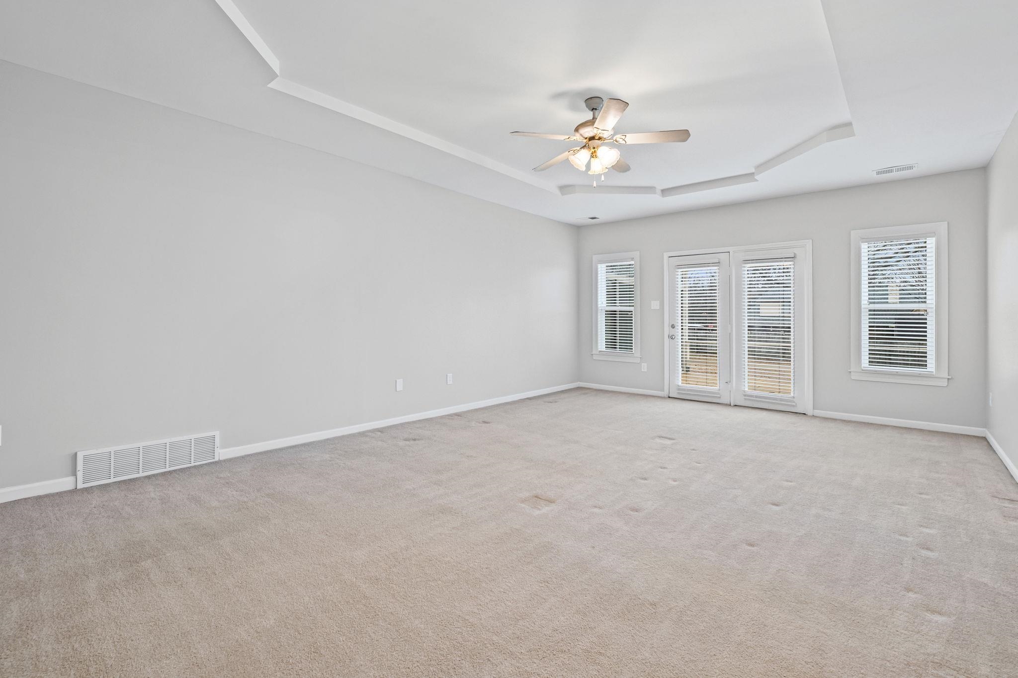 3339 PEMBROKE ELLIS CV