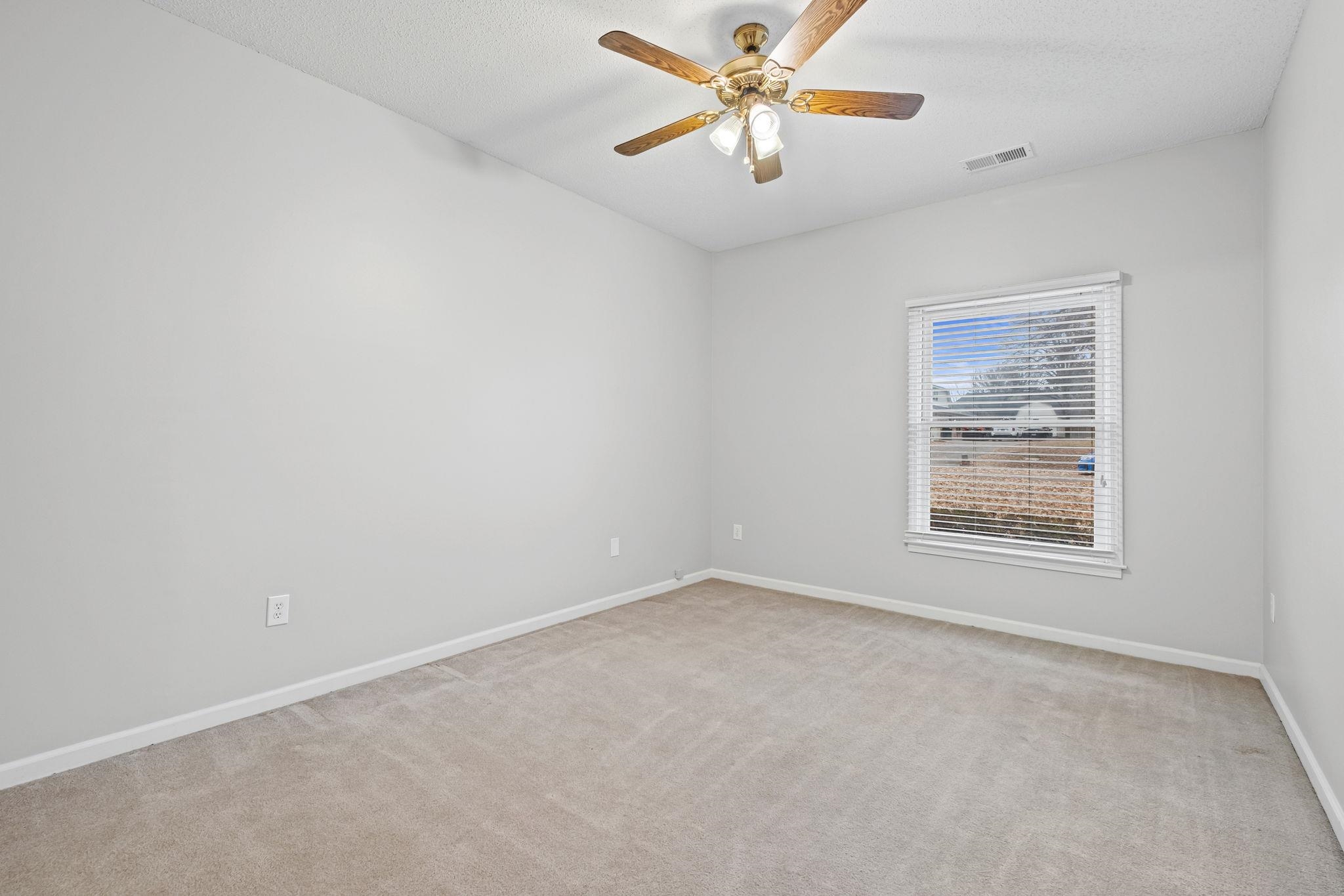 3339 PEMBROKE ELLIS CV