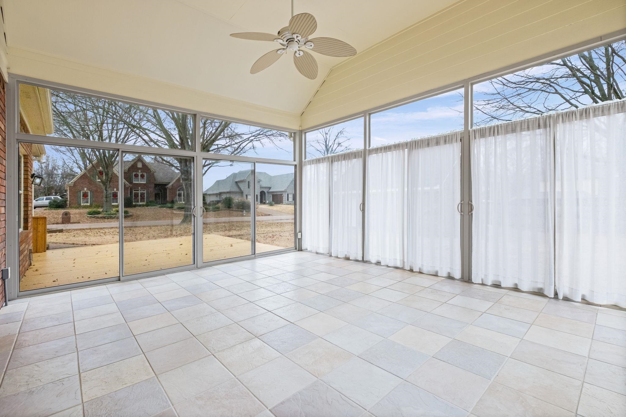 3339 PEMBROKE ELLIS CV