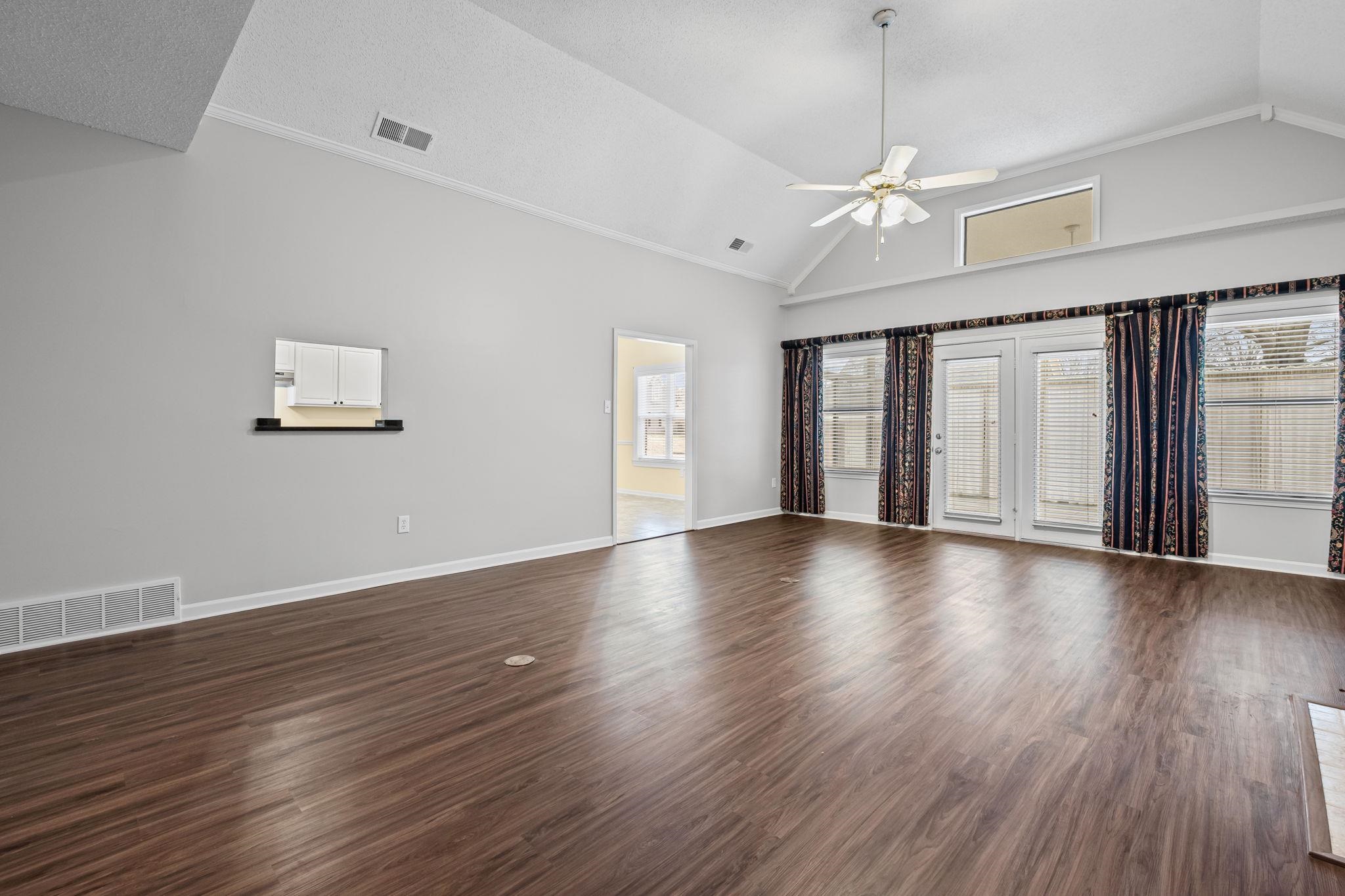 3339 PEMBROKE ELLIS CV