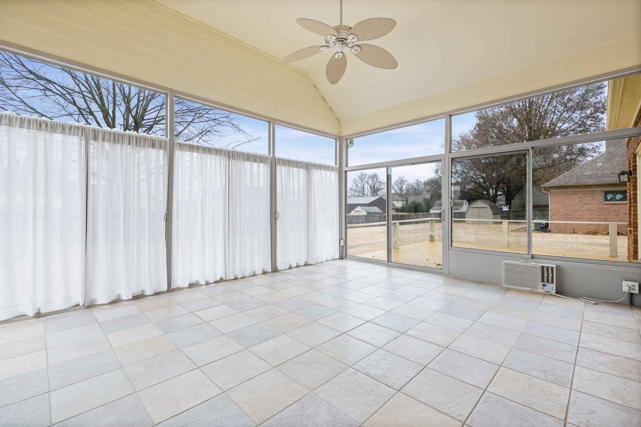 3339 PEMBROKE ELLIS CV