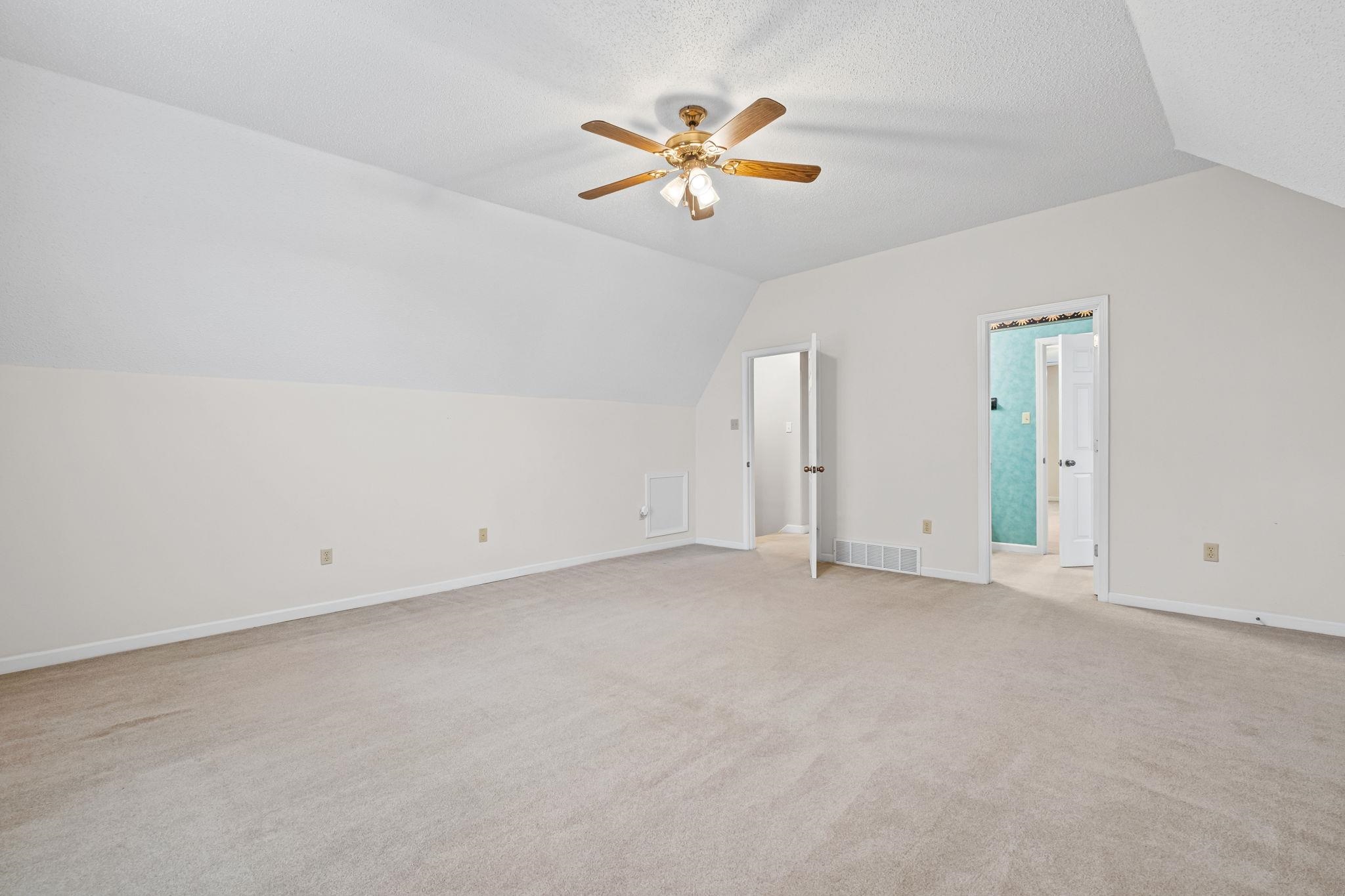 3339 PEMBROKE ELLIS CV