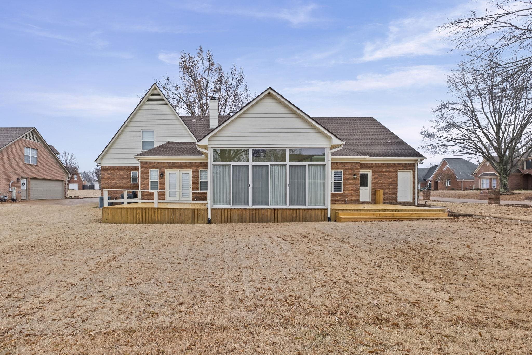 3339 PEMBROKE ELLIS CV